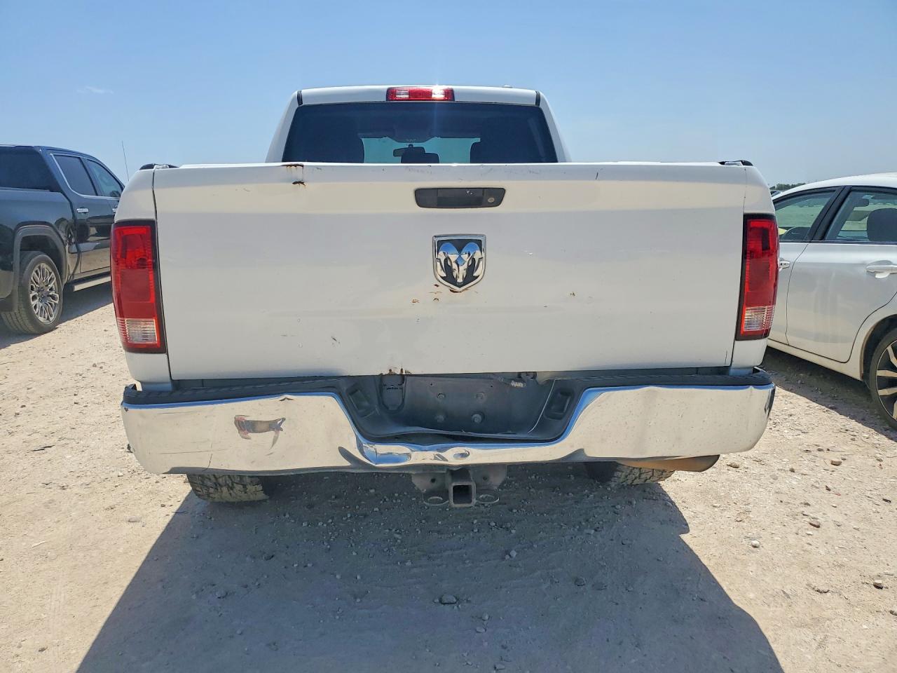 2012 Dodge Ram 1500 St White vin: 1C6RD6FP4CS288950
