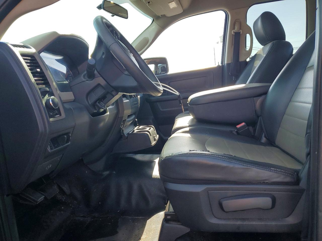 2012 Dodge Ram 1500 St White vin: 1C6RD6FP5CS232029