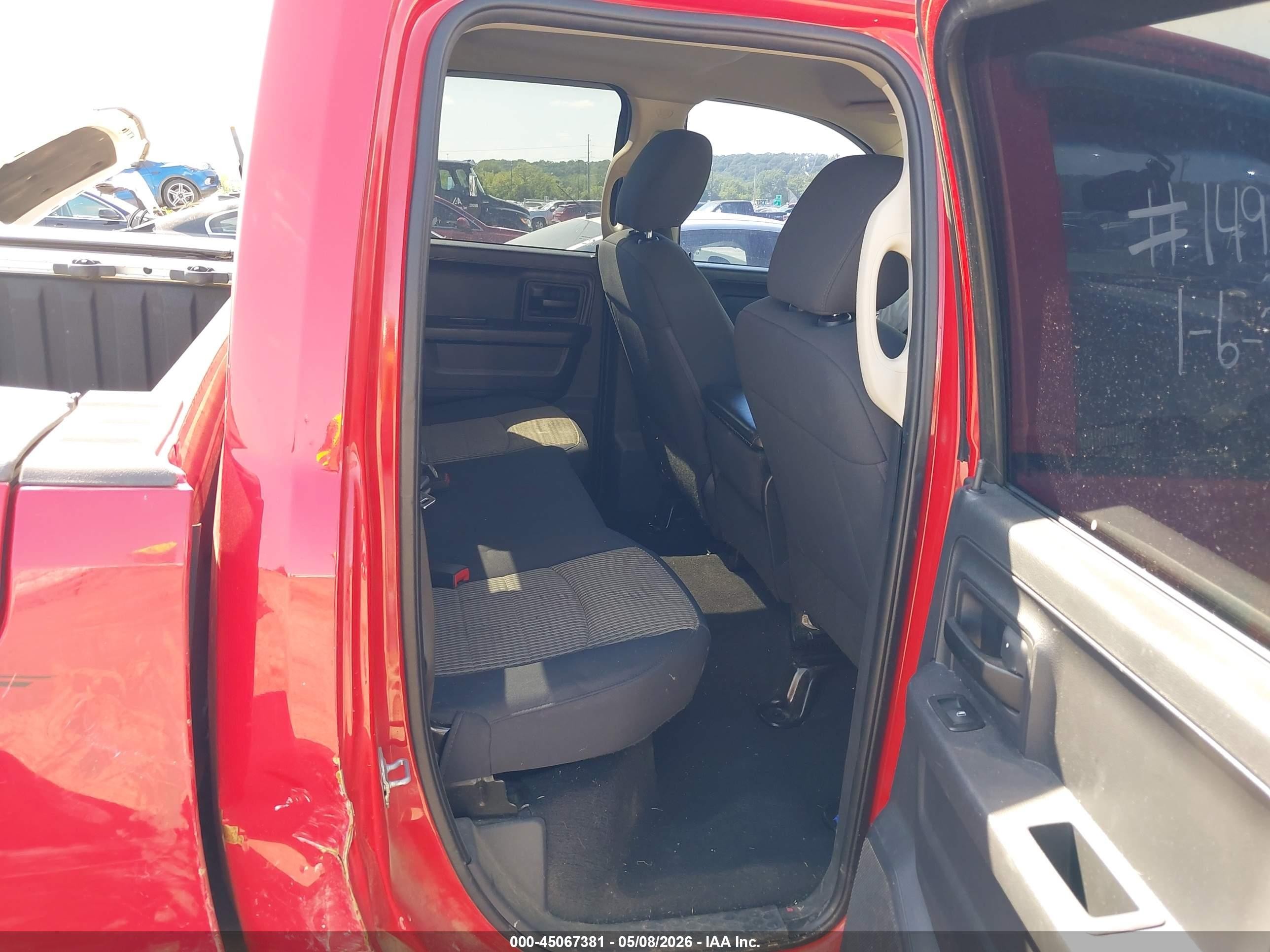 2012 Ram 1500 St Красный vin: 1C6RD6FP9CS231918