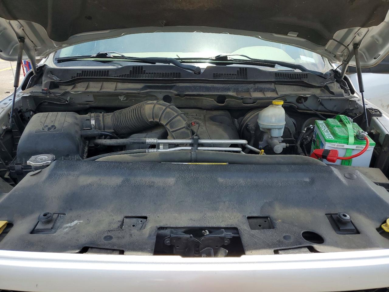 2012 Dodge Ram 1500 St Серебряный vin: 1C6RD6FT1CS235667
