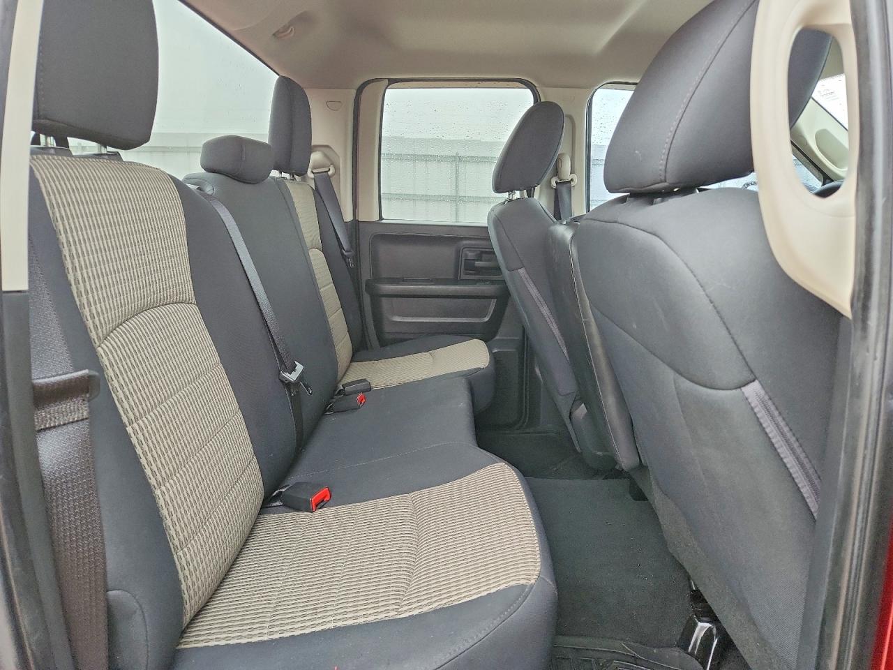 2012 Dodge Ram 1500 St Red vin: 1C6RD6FT2CS331226