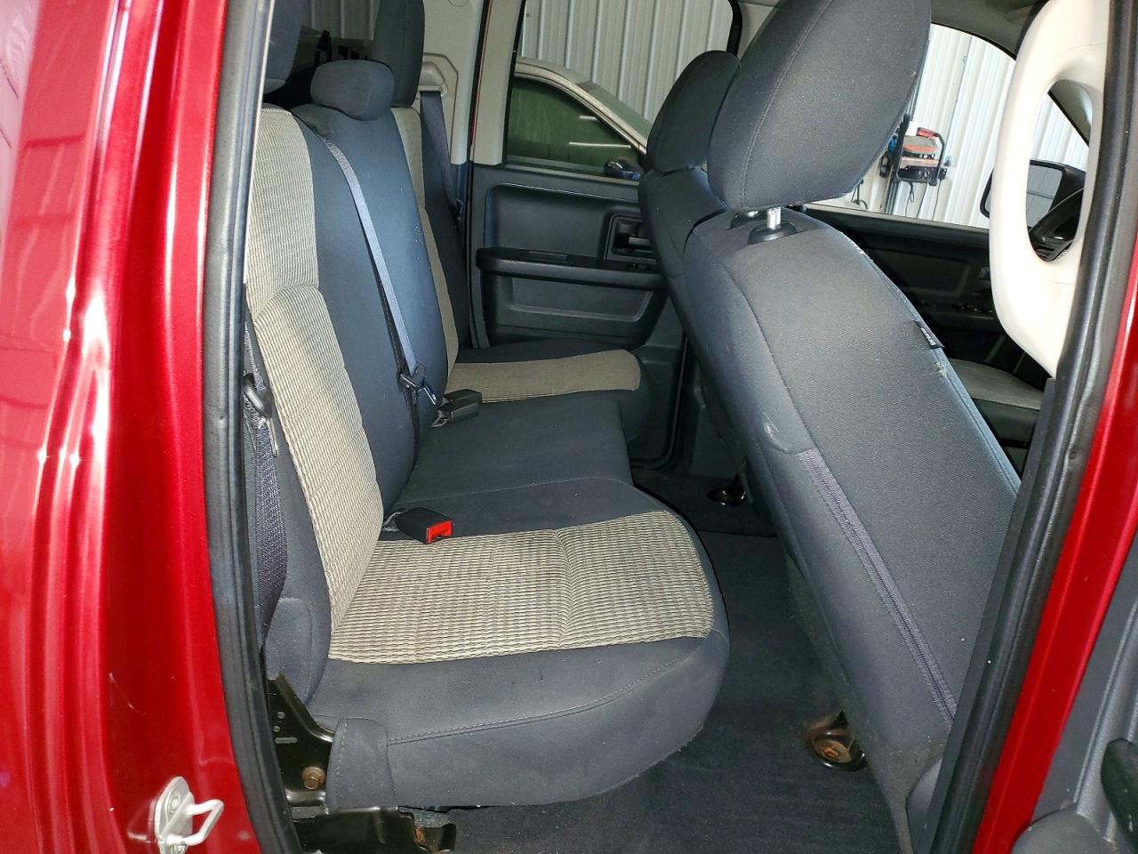 2012 Dodge Ram 1500 St Red vin: 1C6RD6FT7CS289278