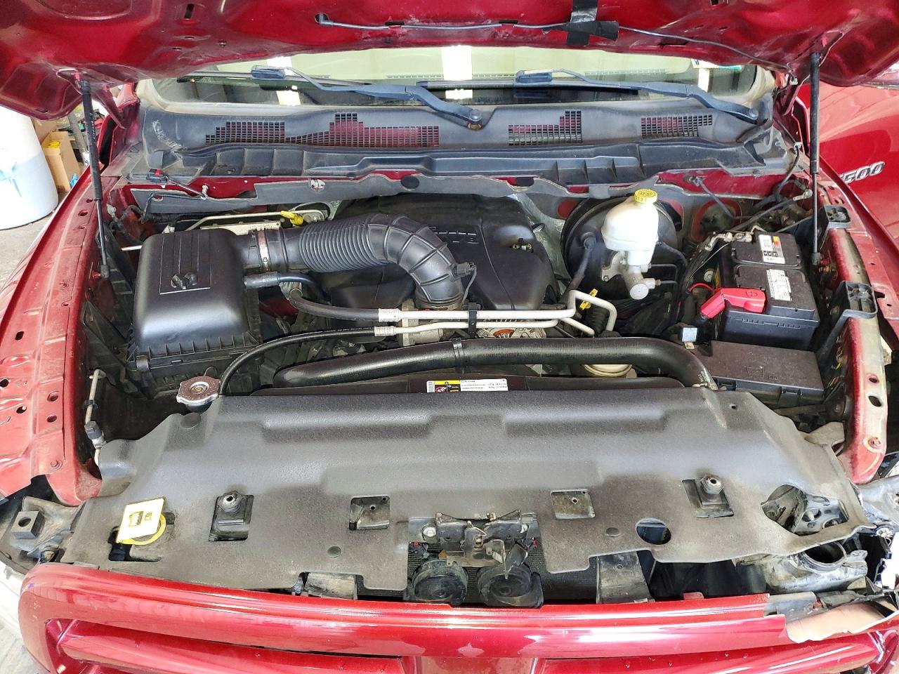 2012 Dodge Ram 1500 St Красный vin: 1C6RD6FT7CS289278
