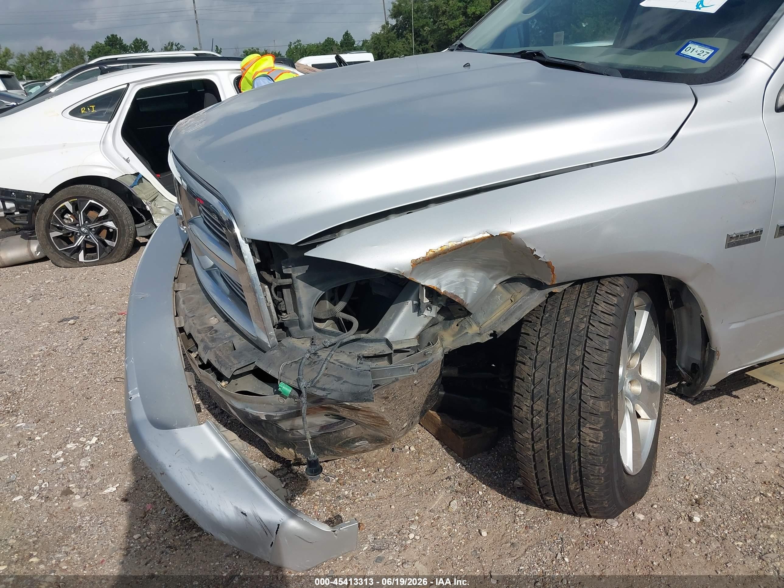 2012 Ram 1500 Slt Silver vin: 1C6RD6GT0CS183852