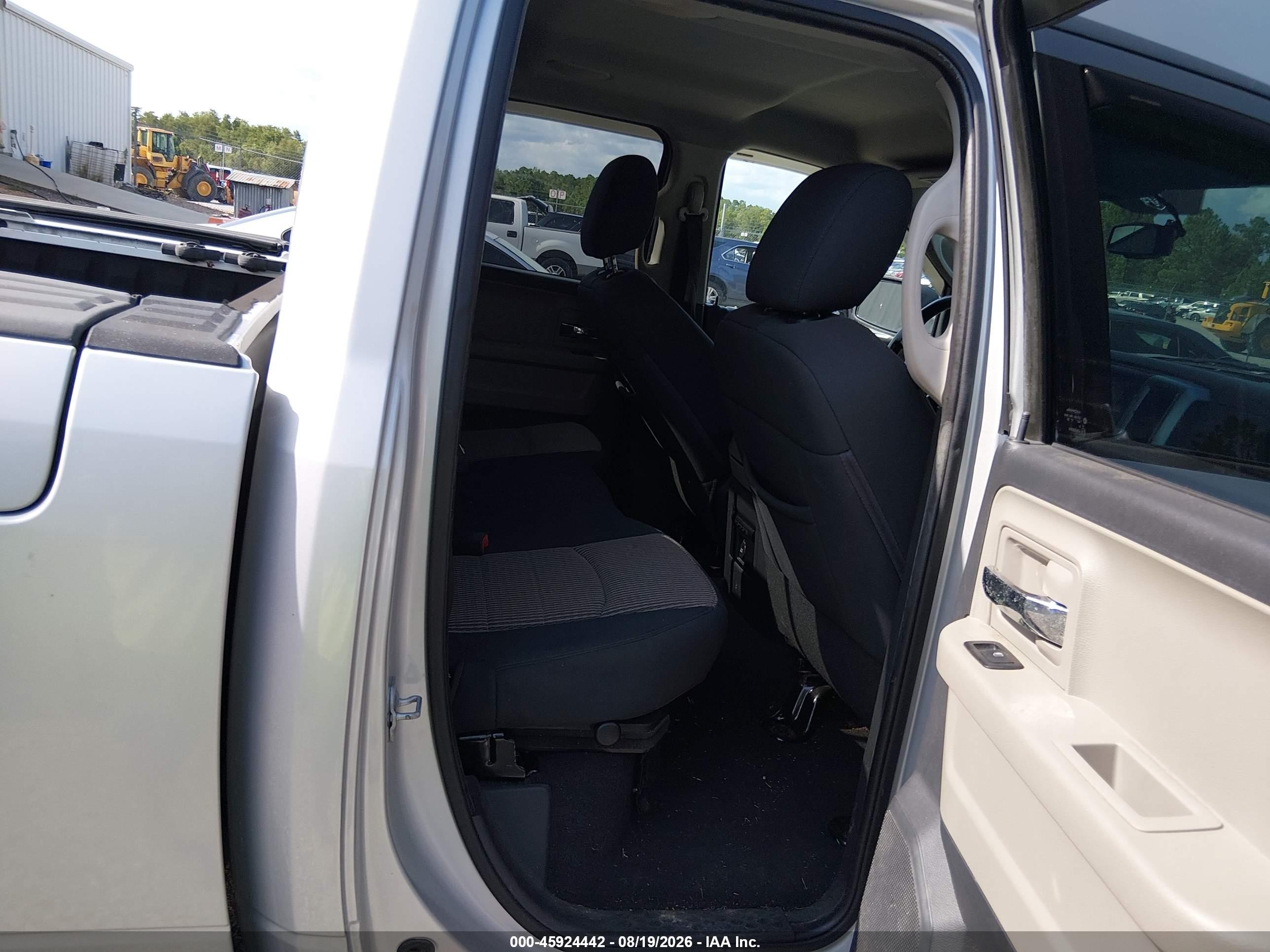 2012 Ram 1500 Outdoorsman Silver vin: 1C6RD6GT2CS212977