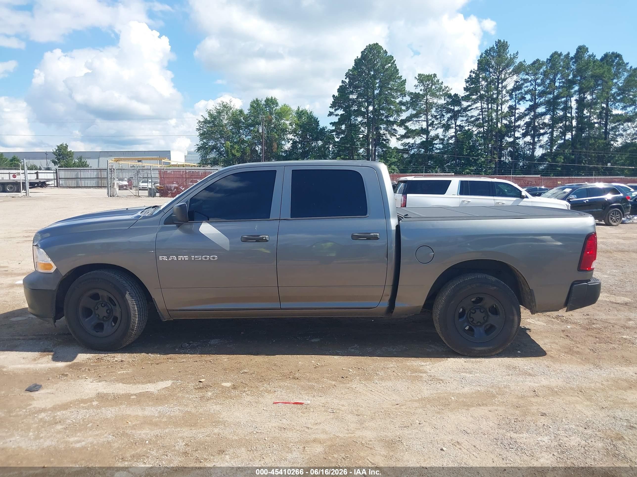 2012 Ram 1500 Tradesman Gray vin: 1C6RD6KP1CS279127