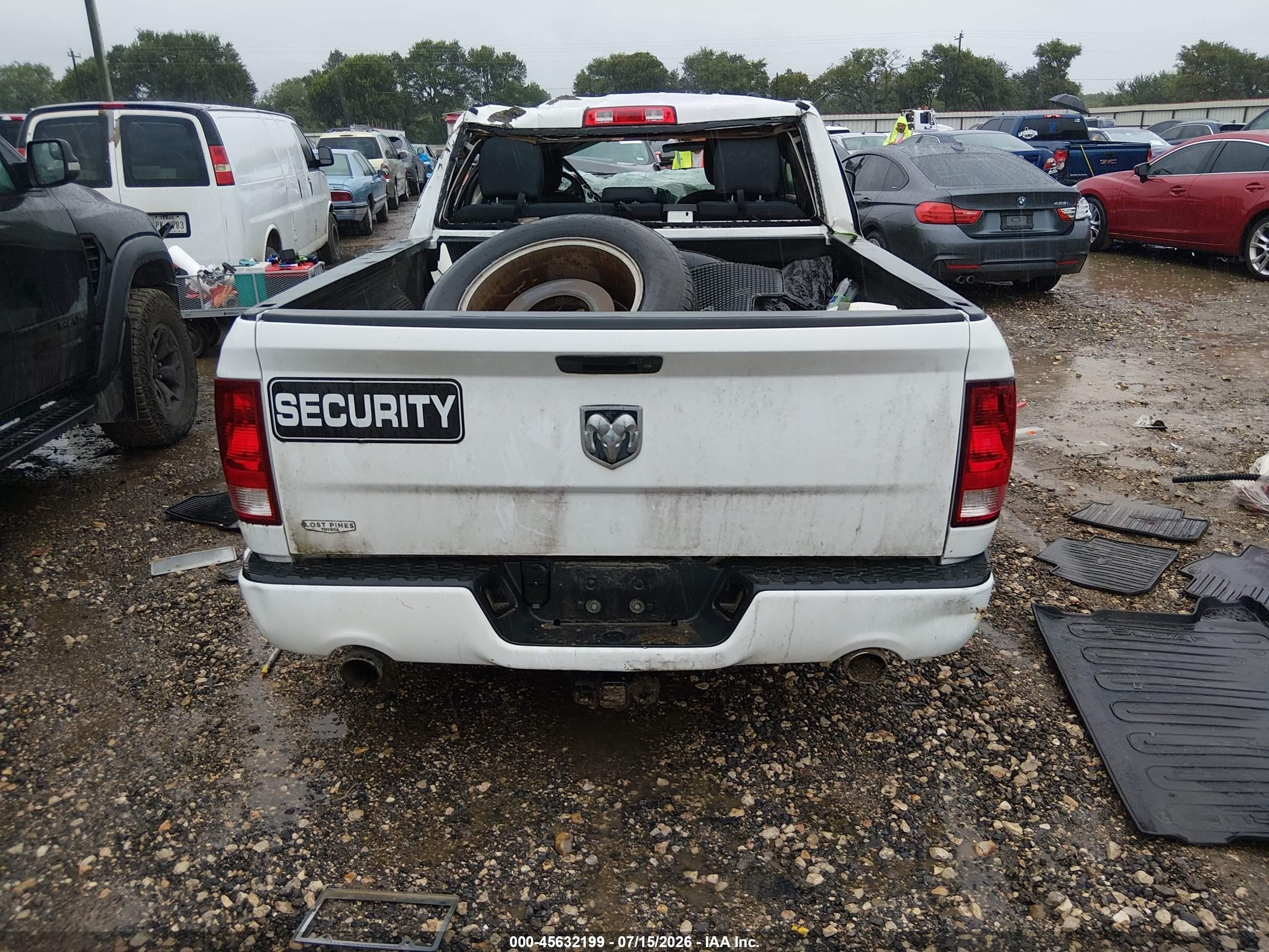2012 Ram 1500 Express White vin: 1C6RD6KT1CS201105
