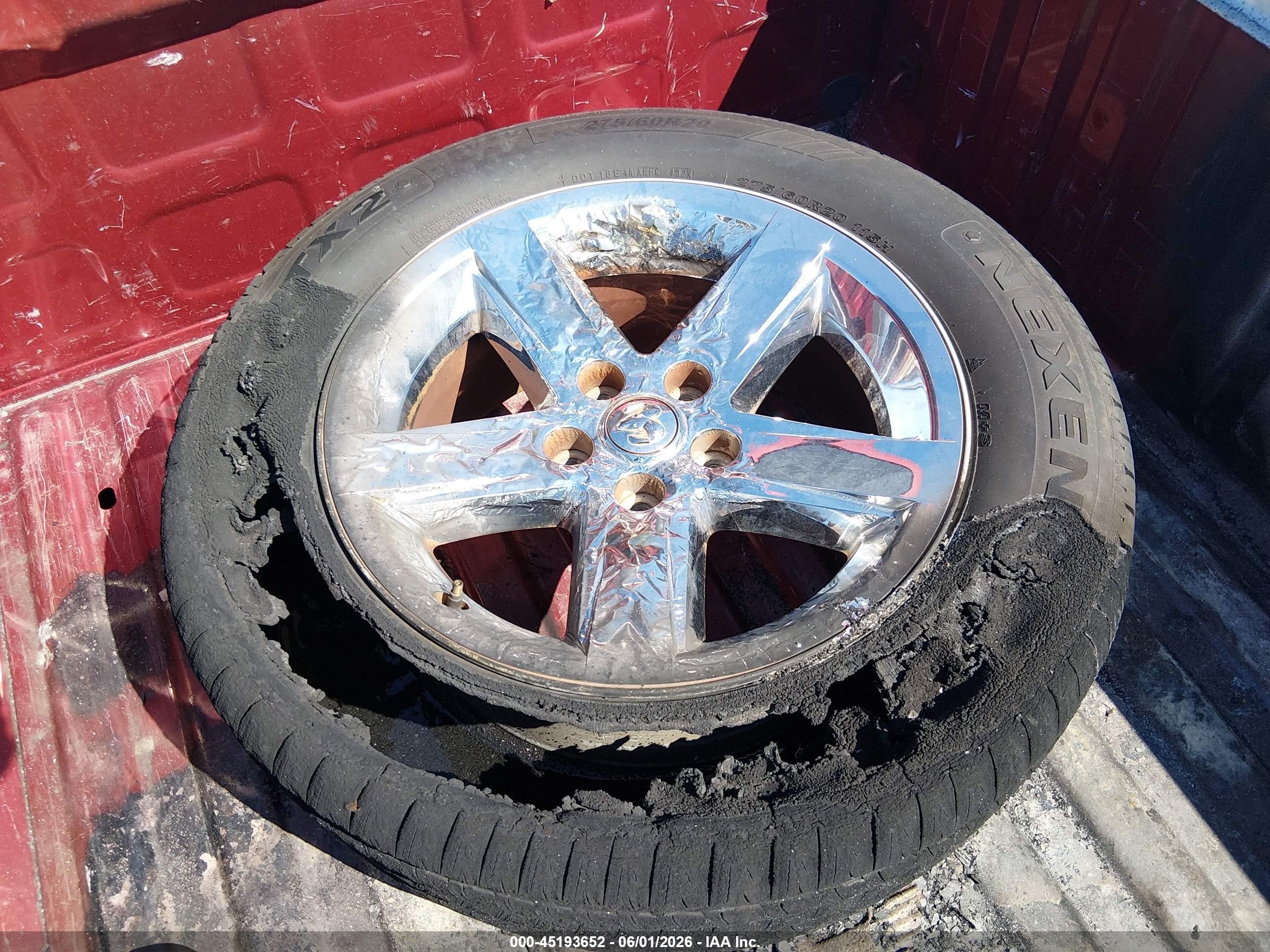 2012 Ram 1500 St Красный vin: 1C6RD6KT4CS223857