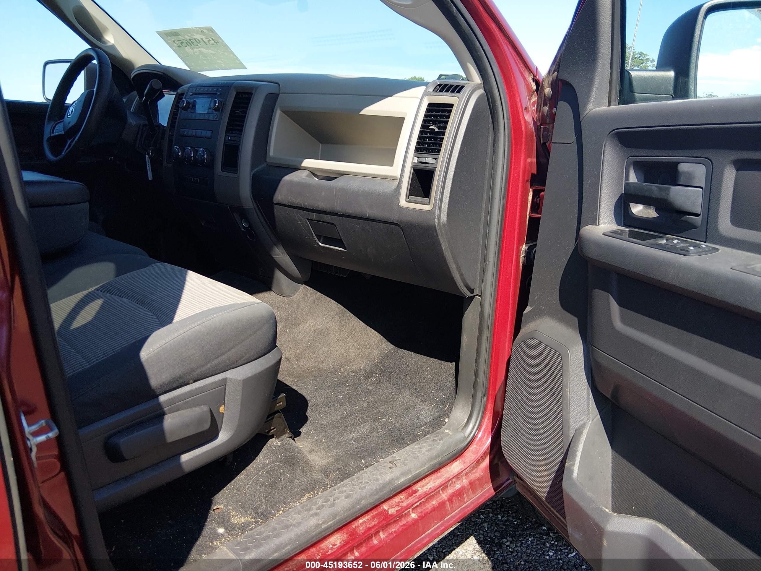 2012 Ram 1500 St Красный vin: 1C6RD6KT4CS223857