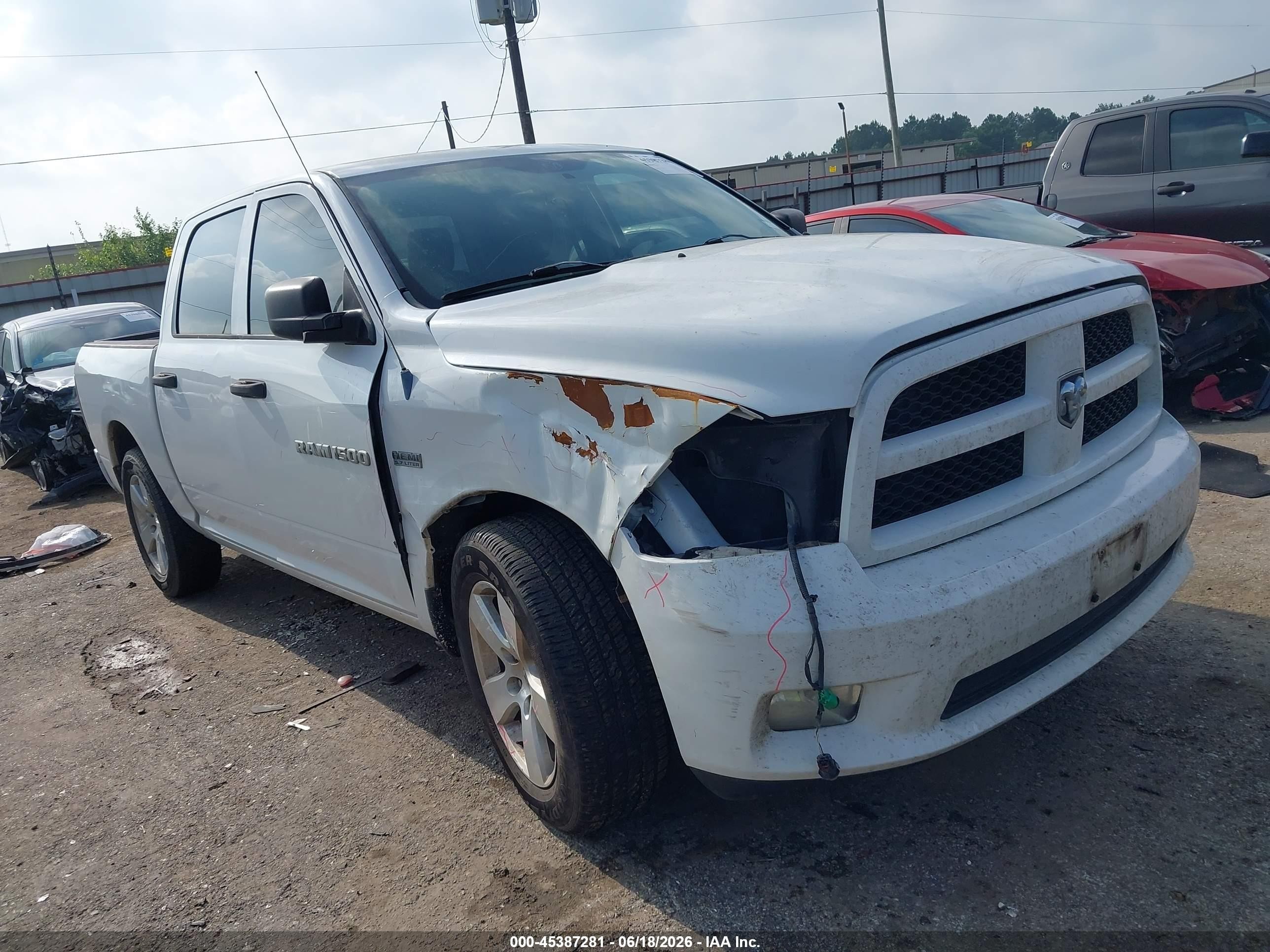 2012 Ram 1500 Express White vin: 1C6RD6KT8CS169740
