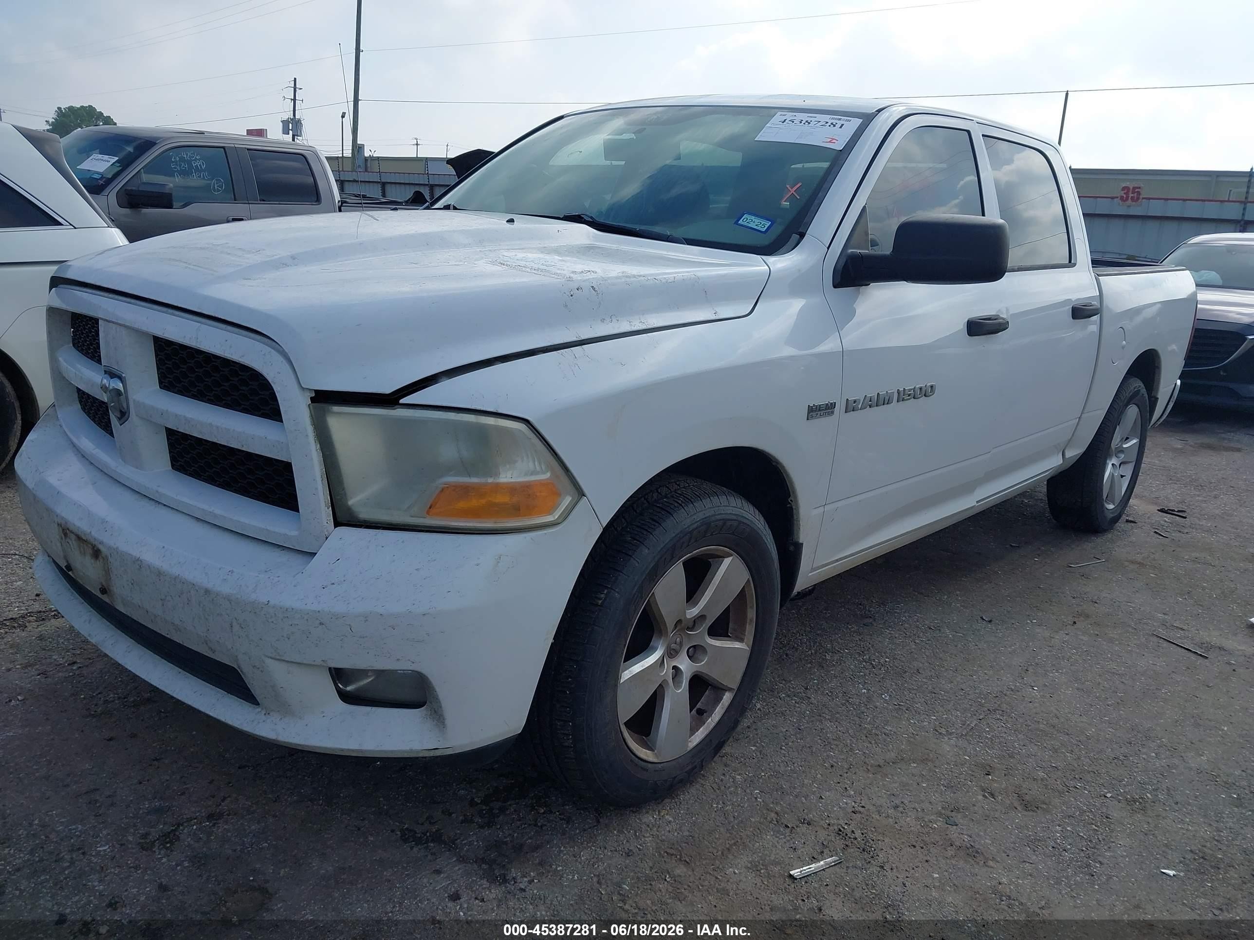 2012 Ram 1500 Express White vin: 1C6RD6KT8CS169740
