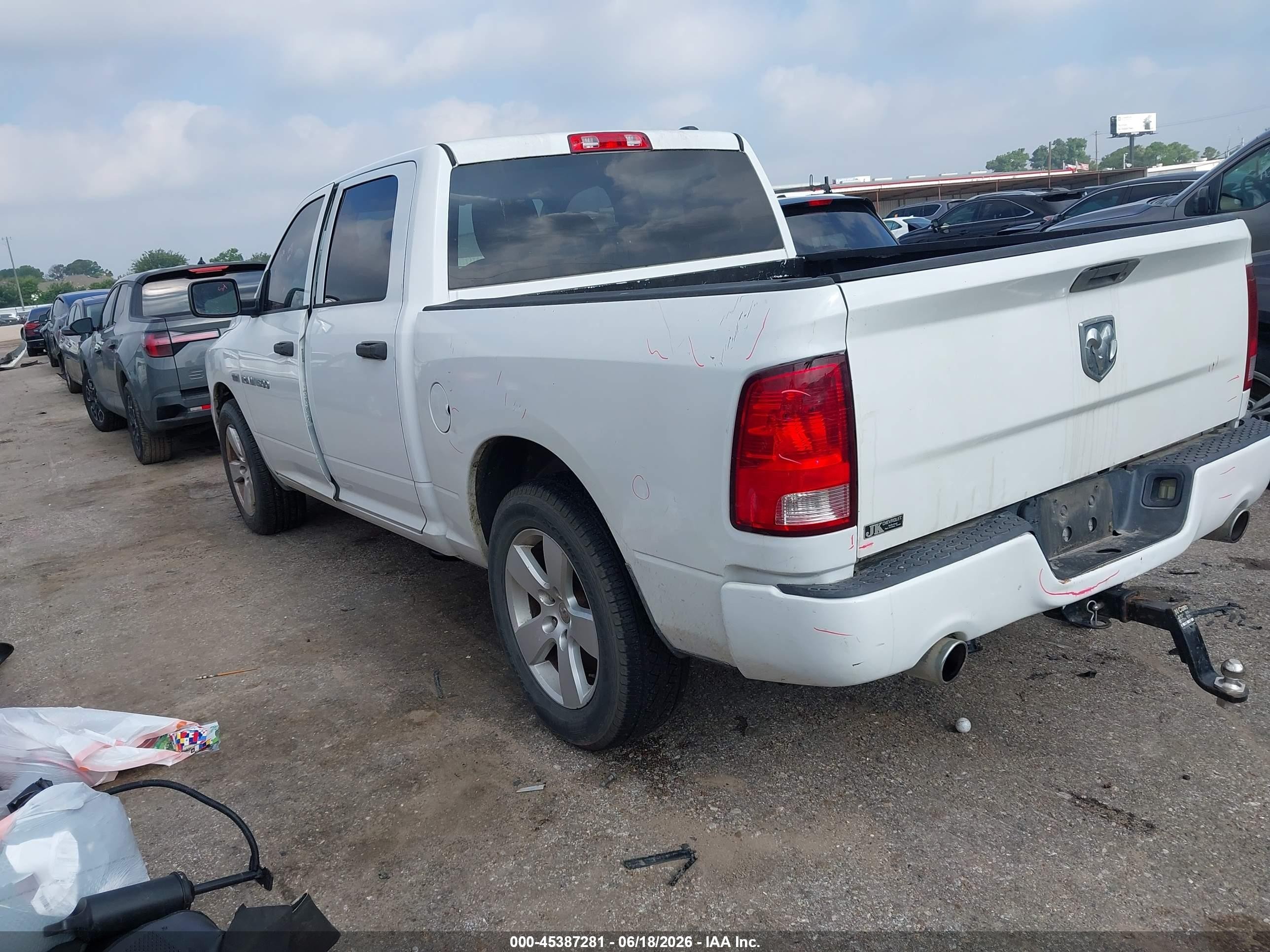 2012 Ram 1500 Express White vin: 1C6RD6KT8CS169740