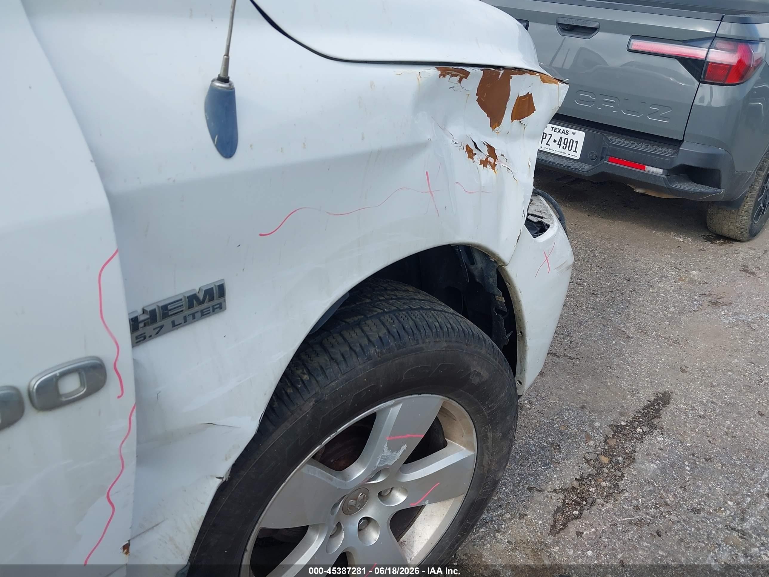 2012 Ram 1500 Express White vin: 1C6RD6KT8CS169740