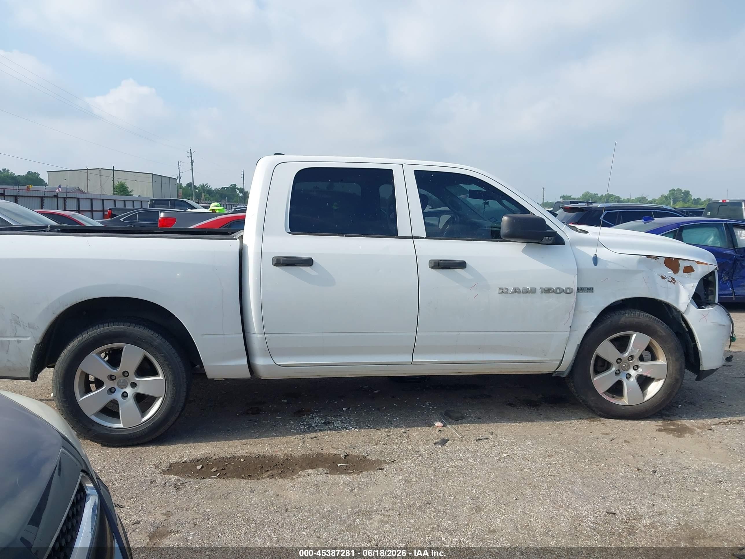 2012 Ram 1500 Express White vin: 1C6RD6KT8CS169740