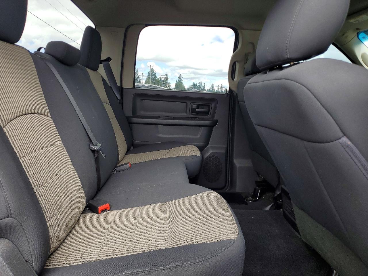 2012 Dodge Ram 1500 St Red vin: 1C6RD6KT9CS223837