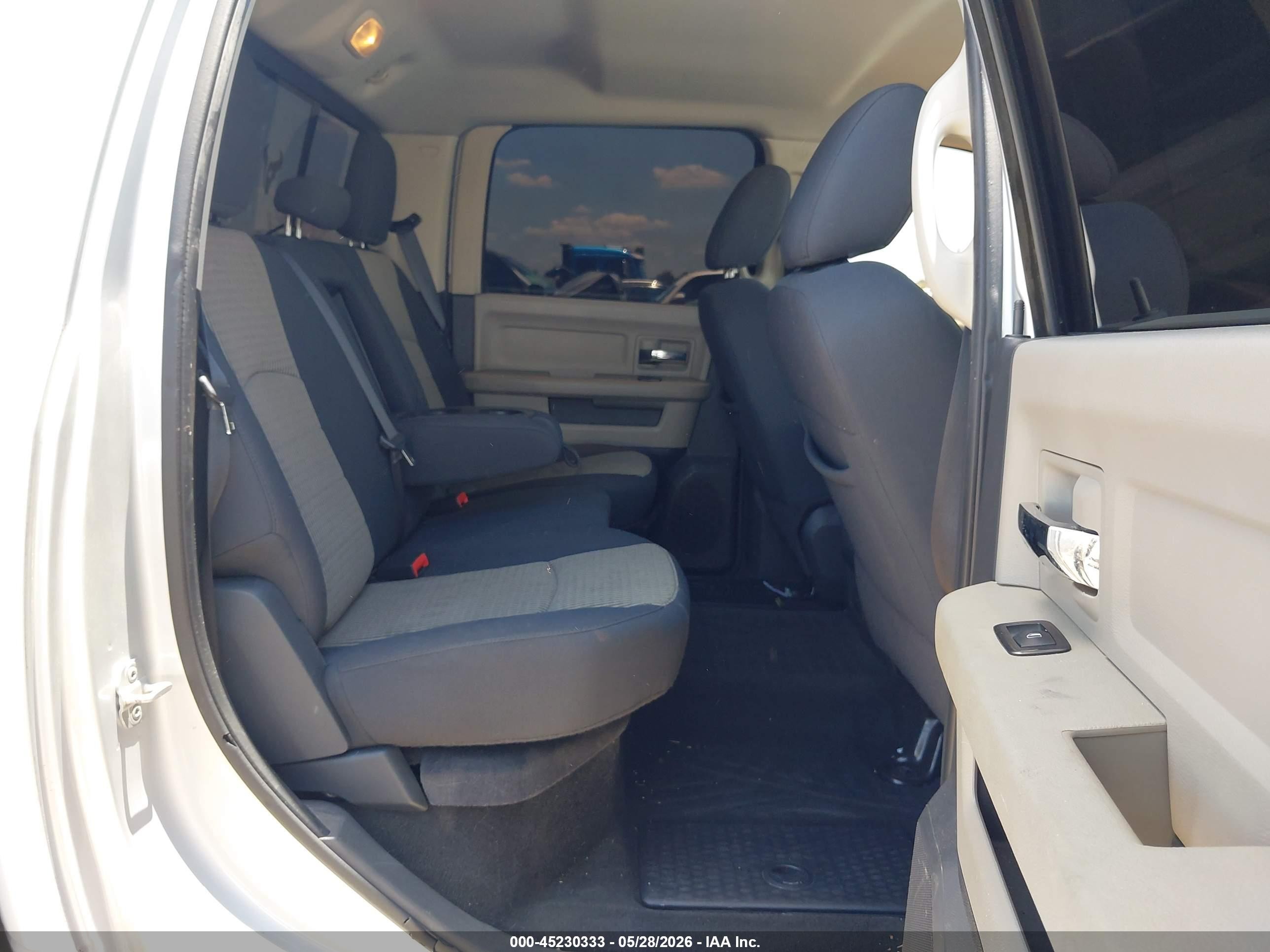 2012 Ram 1500 Slt Серебряный vin: 1C6RD6LT1CS153538