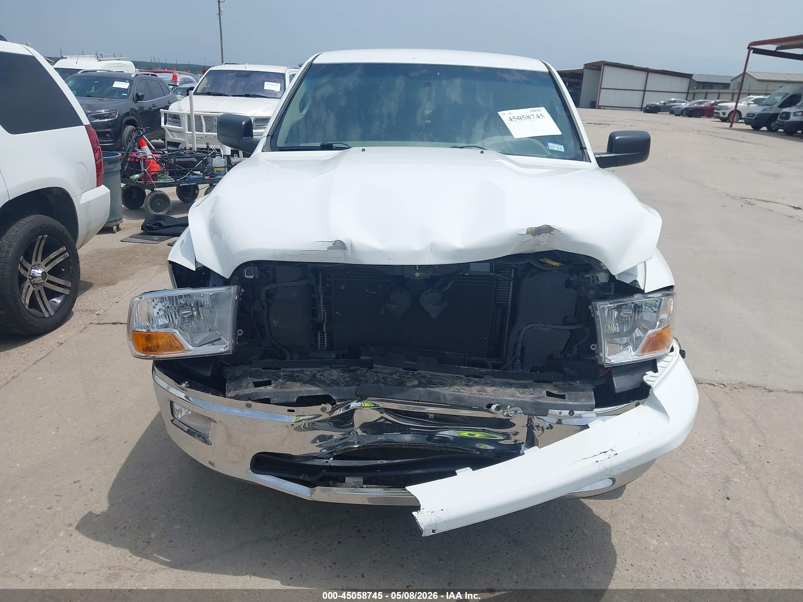 2012 Dodge Ram 1500   White vin: 1C6RD6LT3CS281246