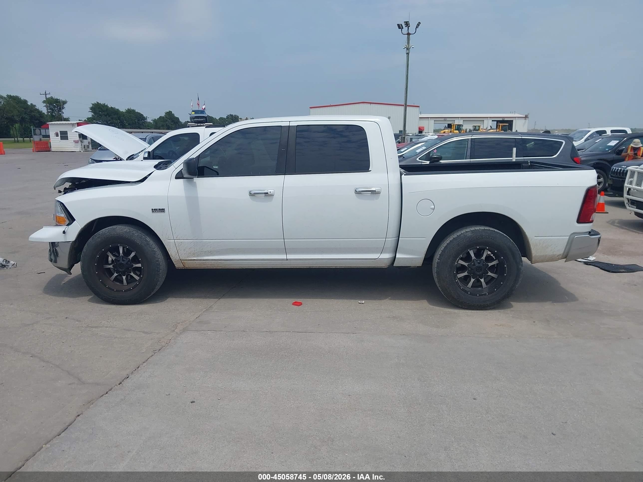 2012 Dodge Ram 1500   White vin: 1C6RD6LT3CS281246