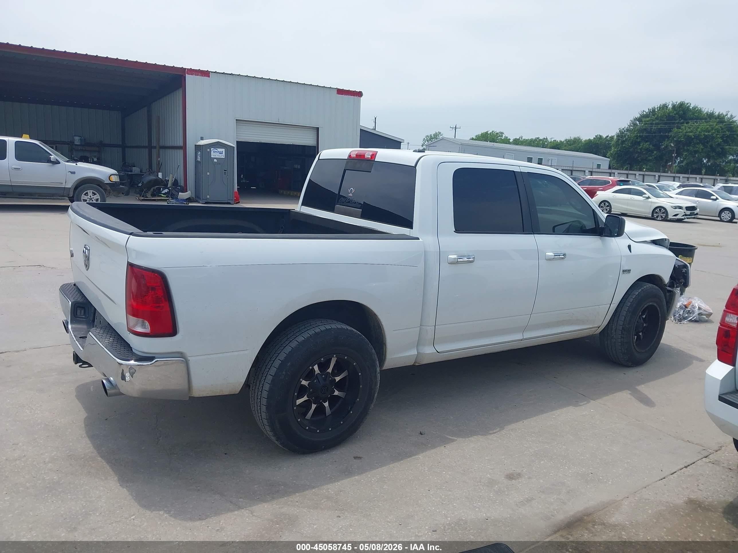 2012 Dodge Ram 1500   White vin: 1C6RD6LT3CS281246