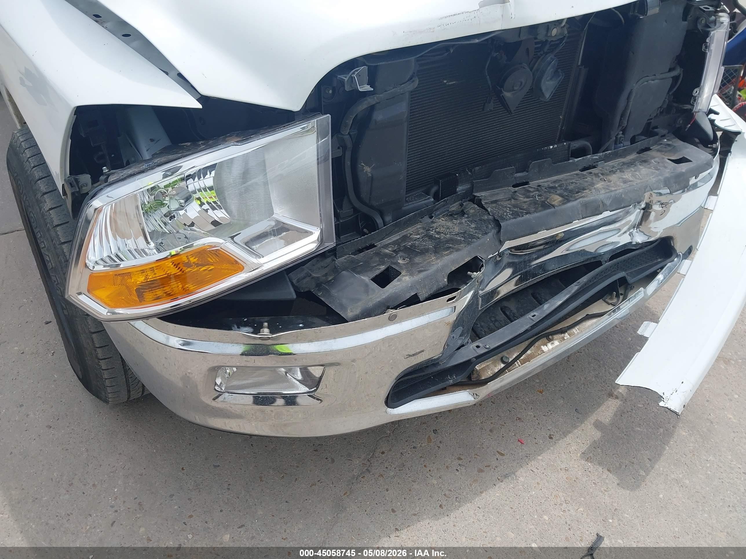 2012 Dodge Ram 1500   White vin: 1C6RD6LT3CS281246