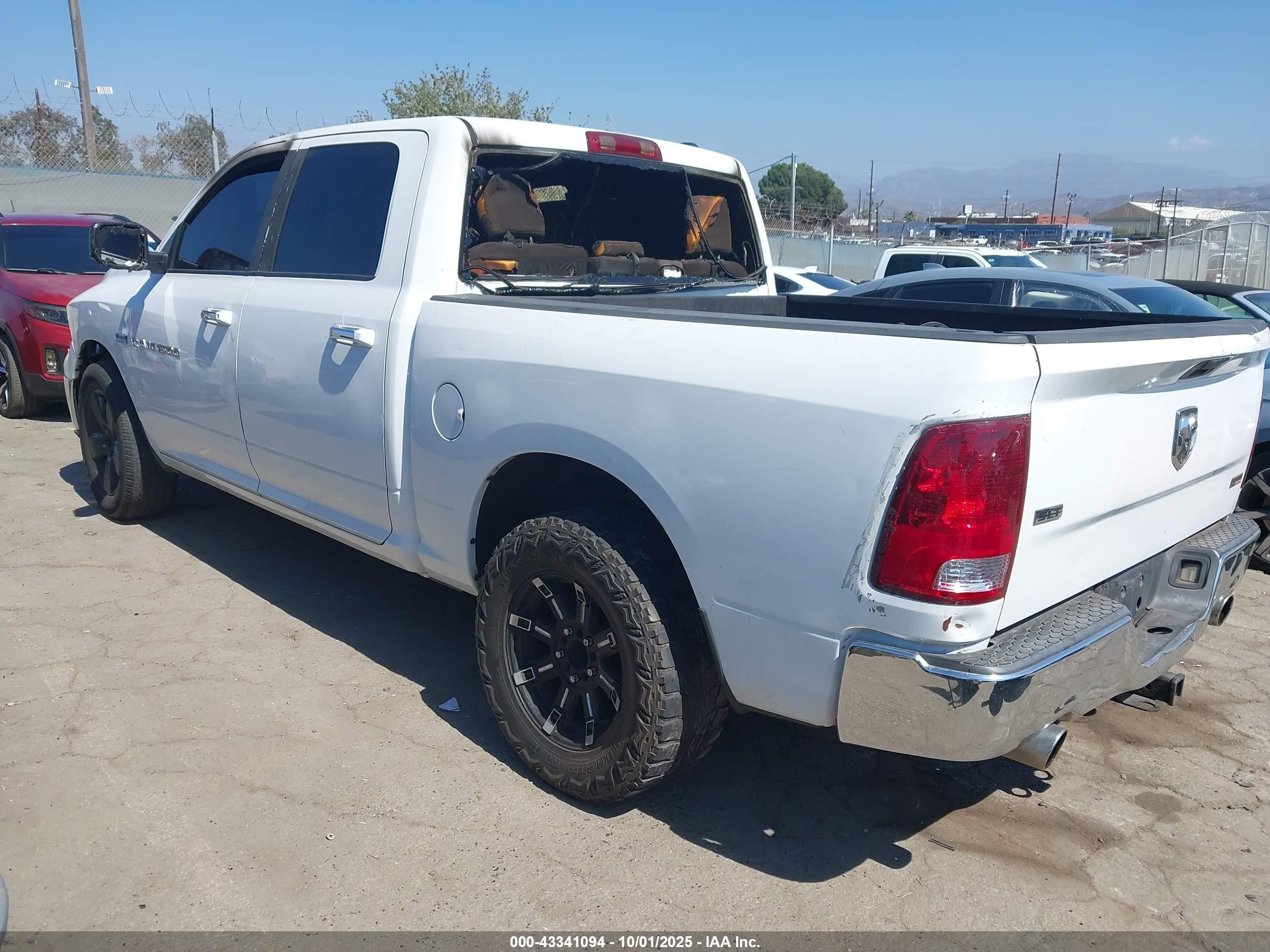 2012 Ram 1500 Slt White vin: 1C6RD6LT5CS123409