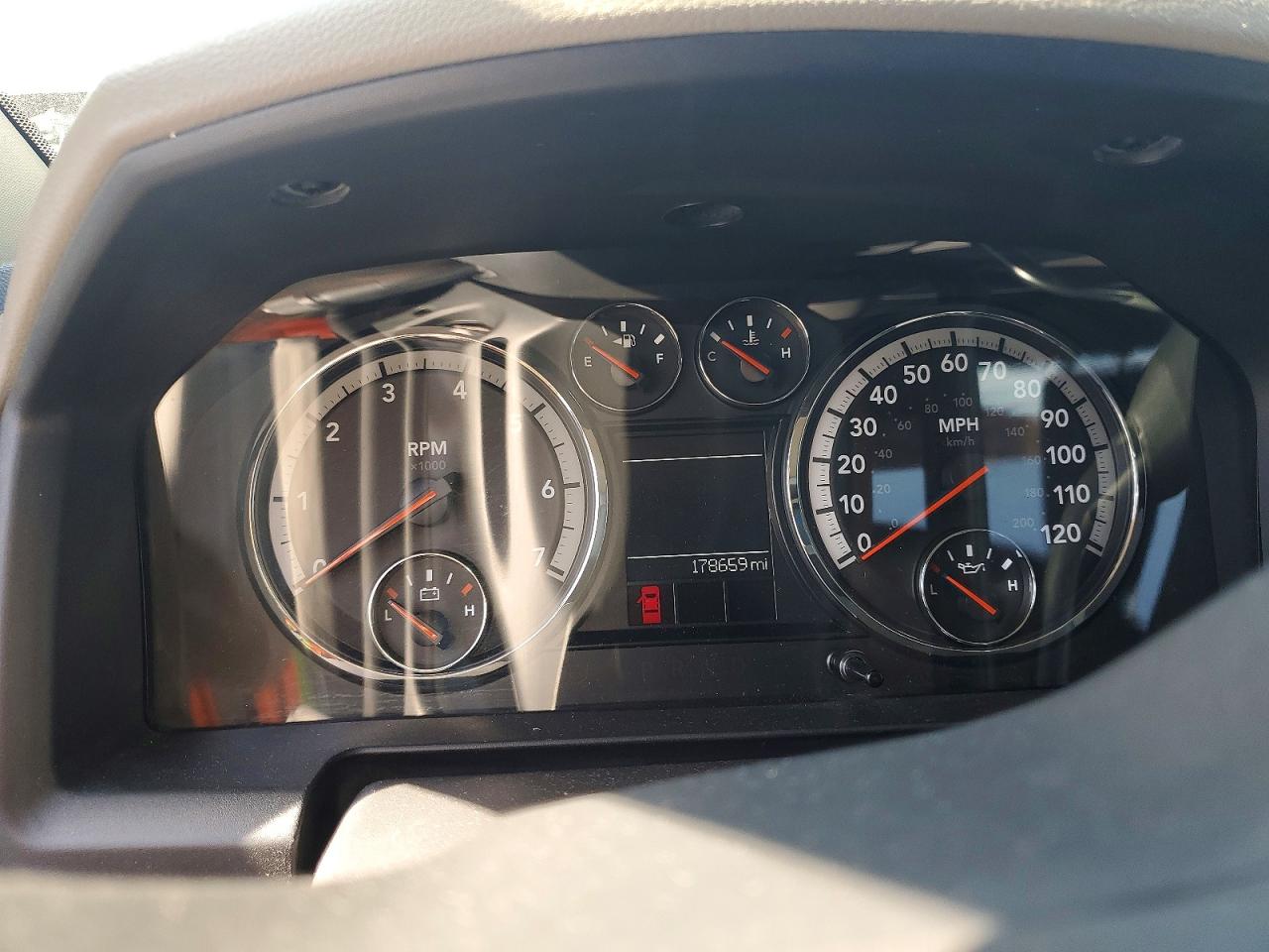 2012 Dodge Ram 1500 Slt White vin: 1C6RD6LT9CS275063