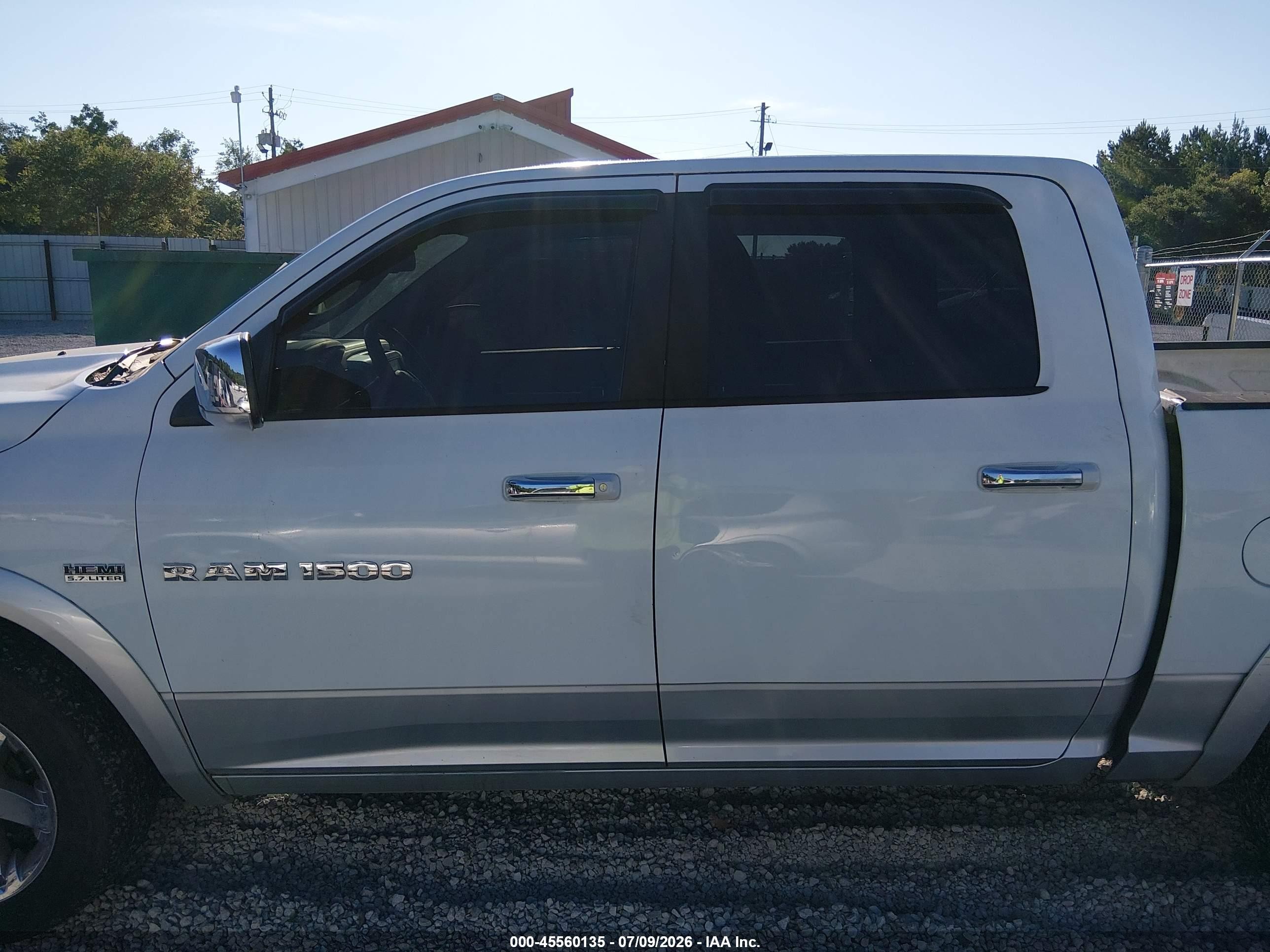 2012 Ram 1500 Laramie White vin: 1C6RD6NT7CS292358