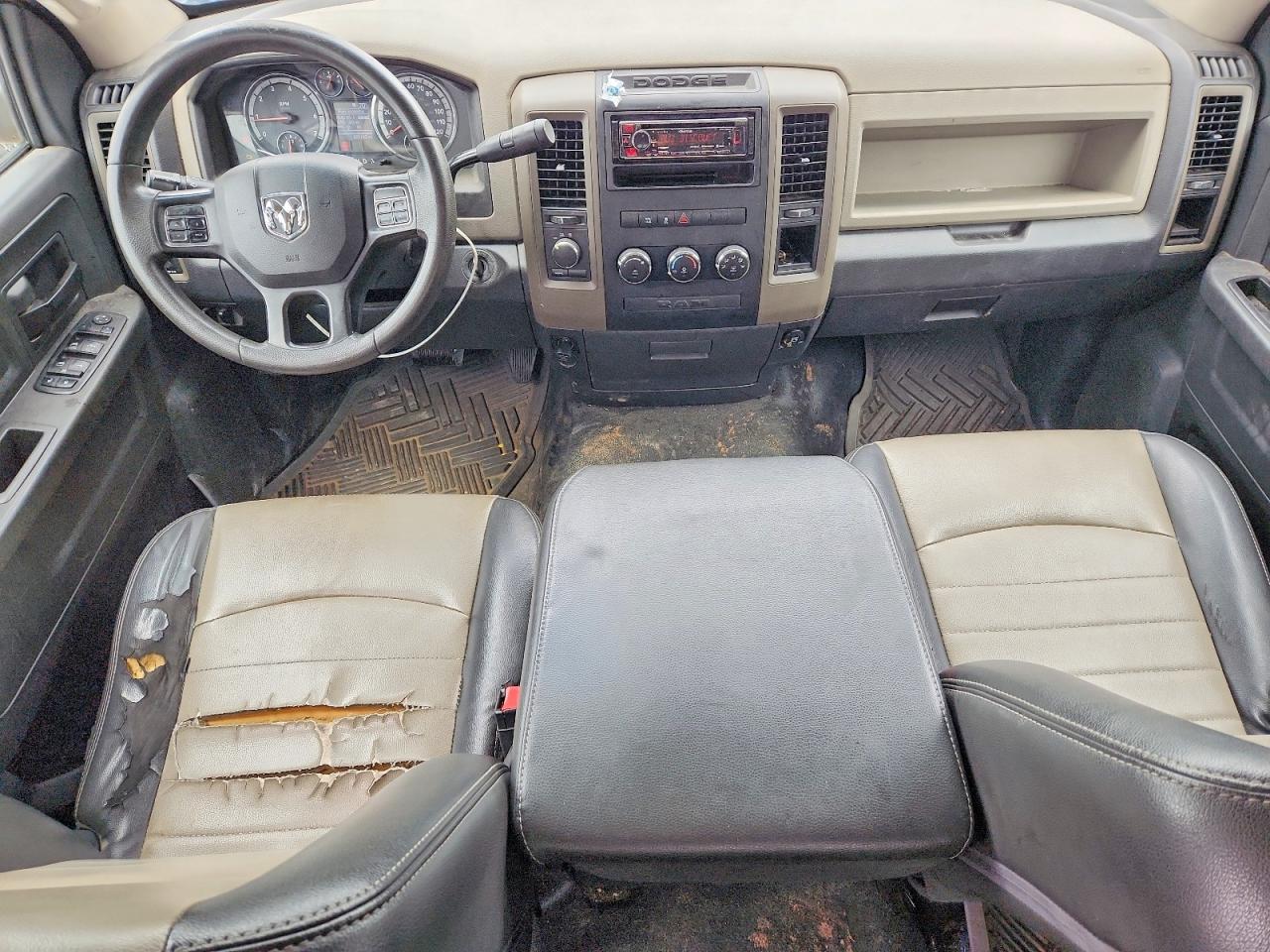2012 Dodge Ram 1500 St Серебряный vin: 1C6RD7FP1CS232518