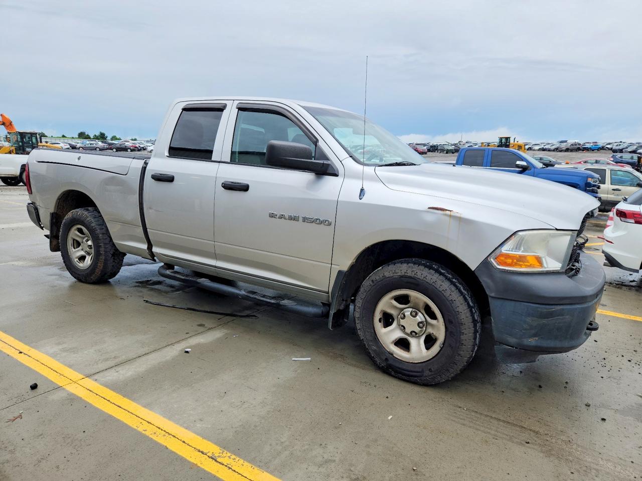 2012 Dodge Ram 1500 St Серебряный vin: 1C6RD7FP1CS232518