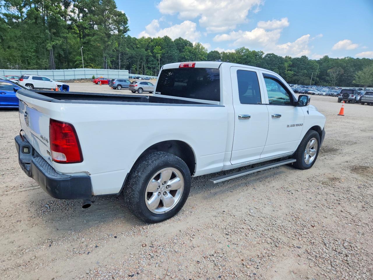 2012 Dodge Ram 1500 St White vin: 1C6RD7FP3CS326190
