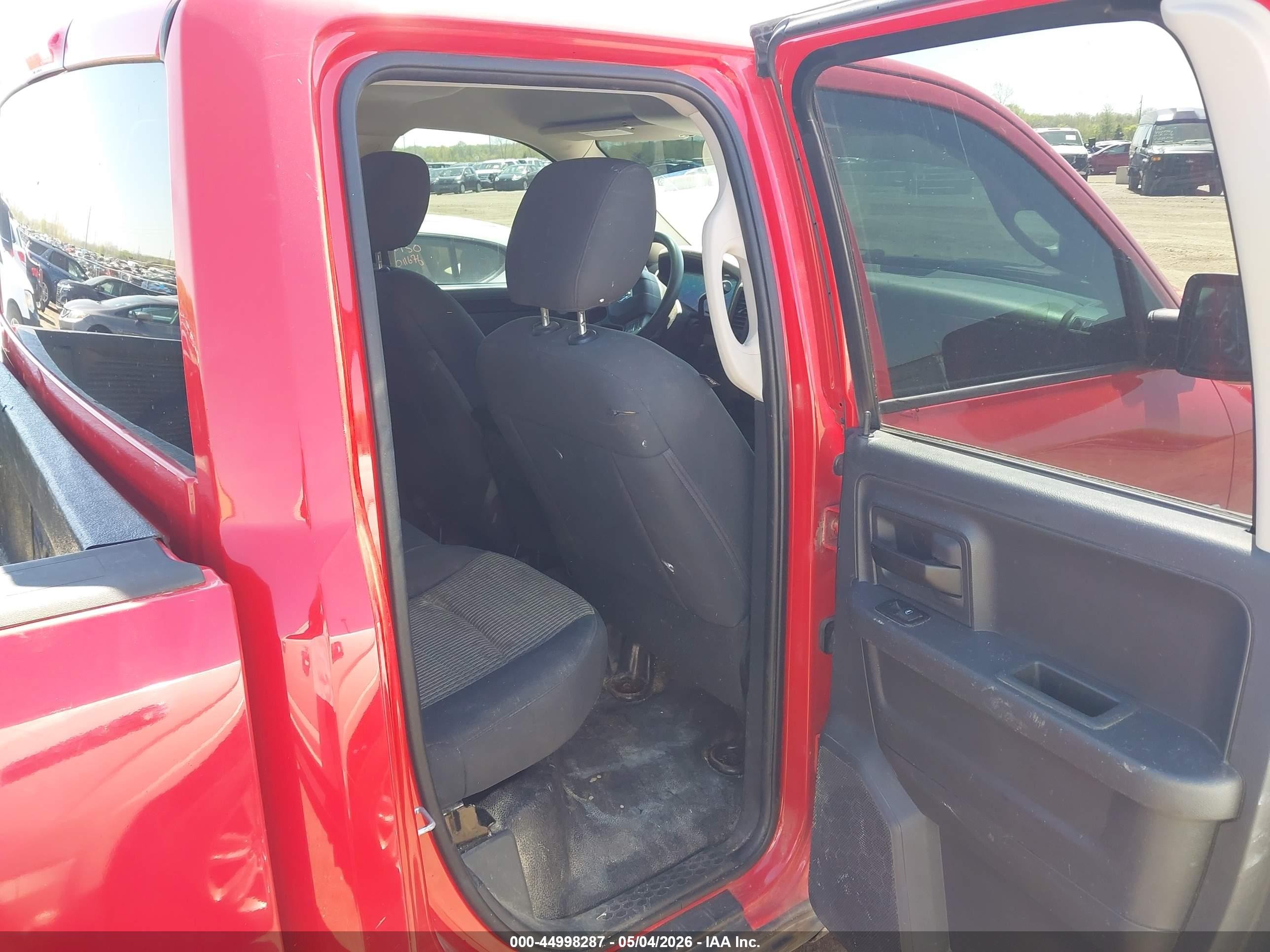 2012 Ram 1500 St Red vin: 1C6RD7FP6CS211437