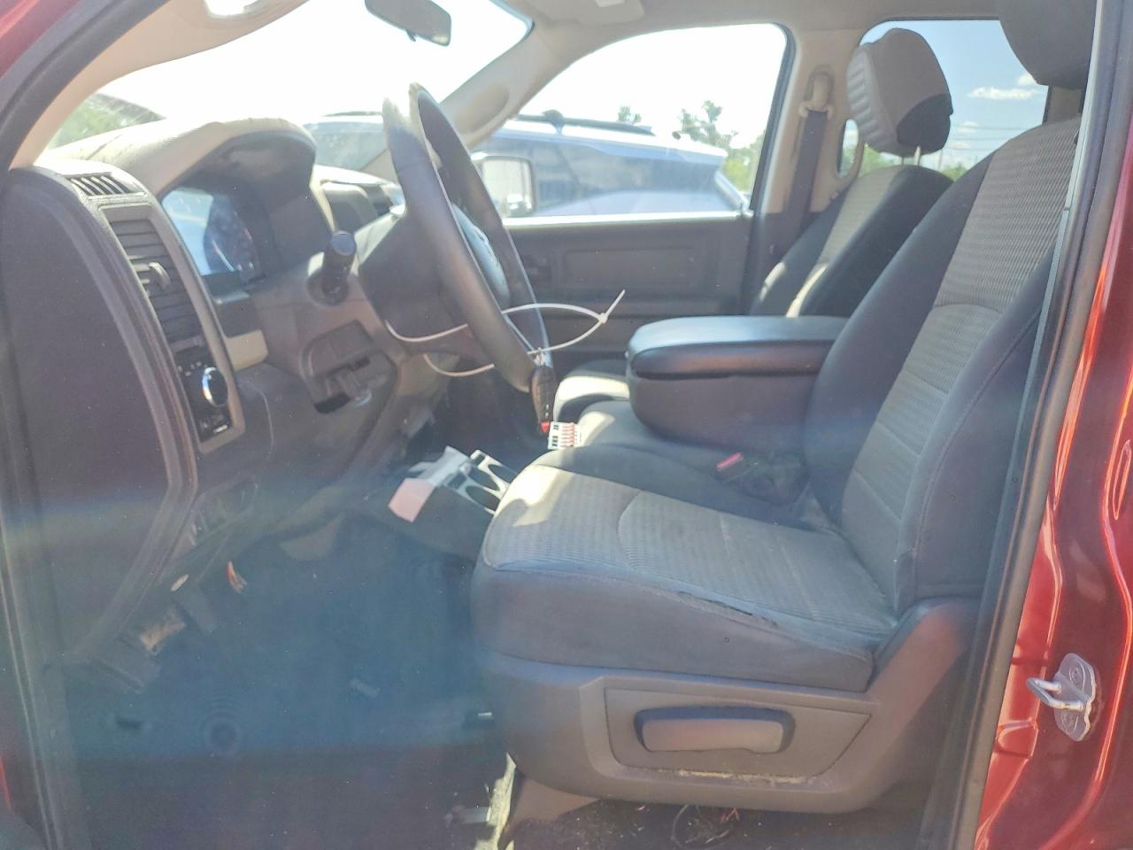 2012 Dodge Ram 1500 St Red vin: 1C6RD7FP6CS275459