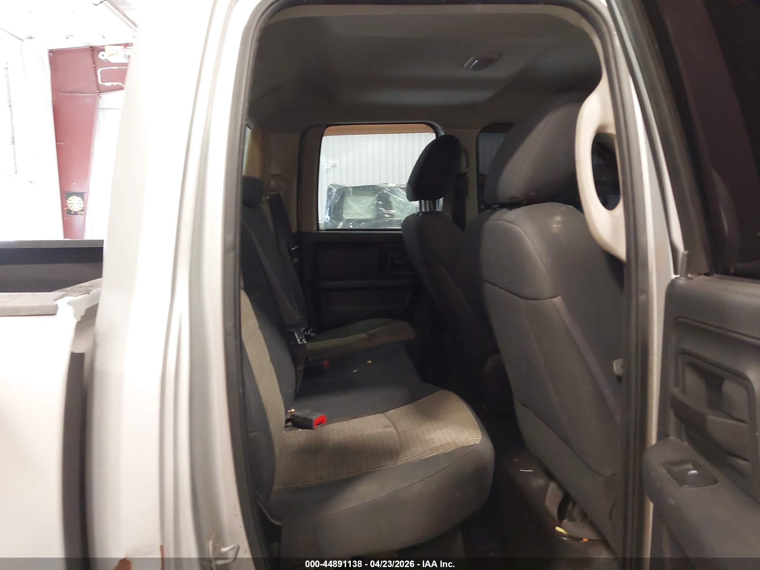 2012 Ram 1500 St Silver vin: 1C6RD7FP8CS252037