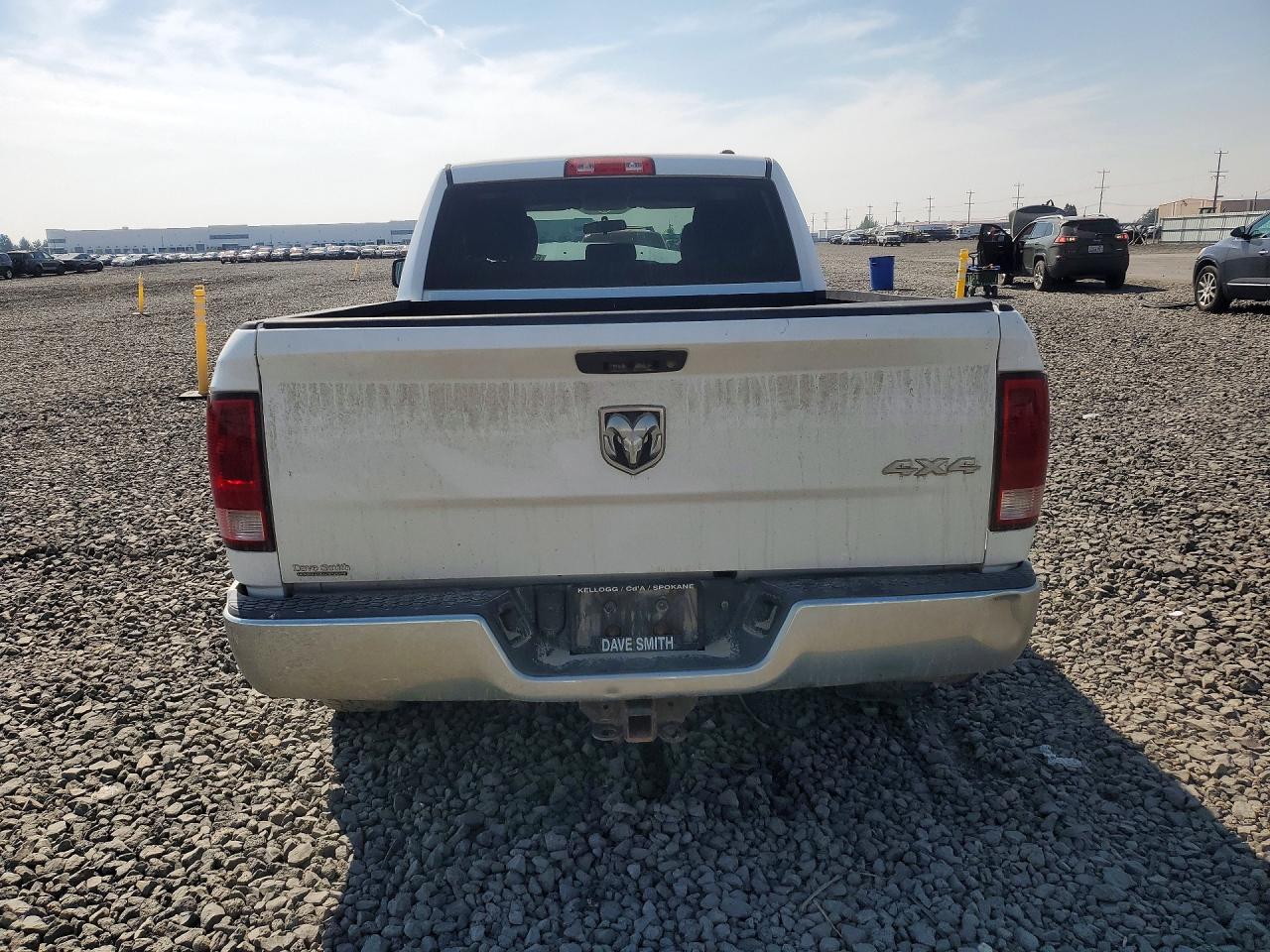 2012 Dodge Ram 1500 St White vin: 1C6RD7FT0CS272201