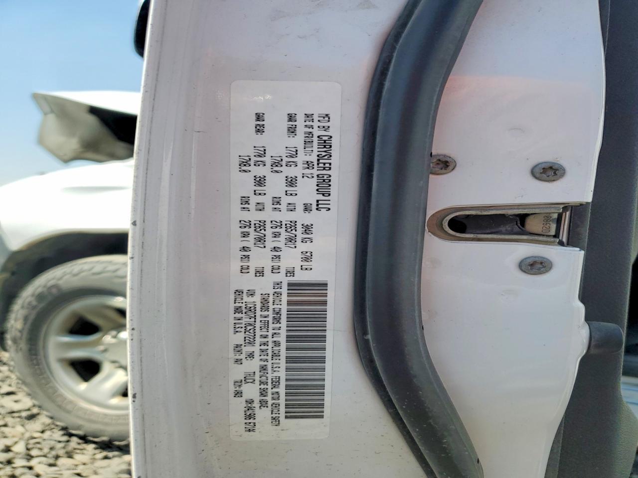 2012 Dodge Ram 1500 St White vin: 1C6RD7FT0CS272201