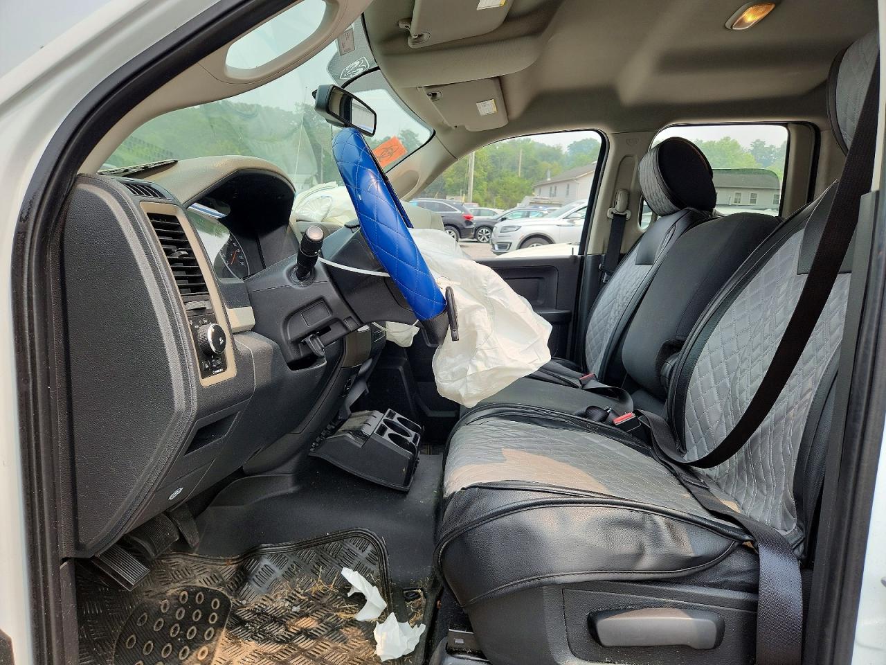 2012 Dodge Ram 1500 St Белый vin: 1C6RD7FT0CS343400