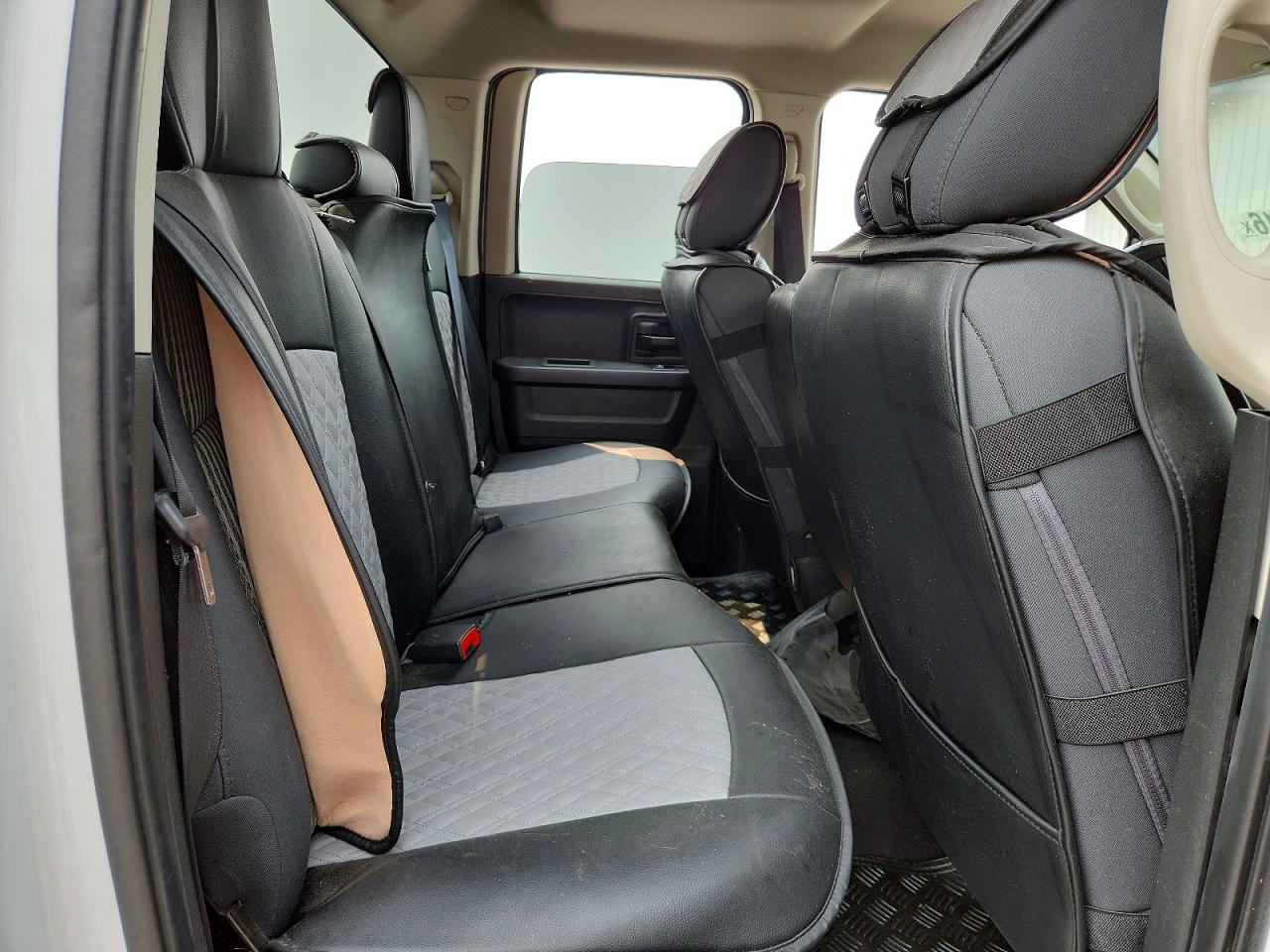 2012 Dodge Ram 1500 St Белый vin: 1C6RD7FT0CS343400