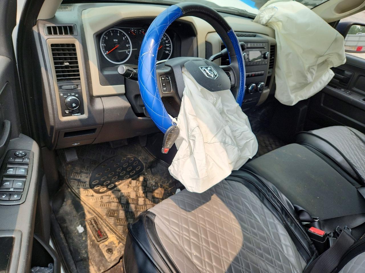 2012 Dodge Ram 1500 St Белый vin: 1C6RD7FT0CS343400