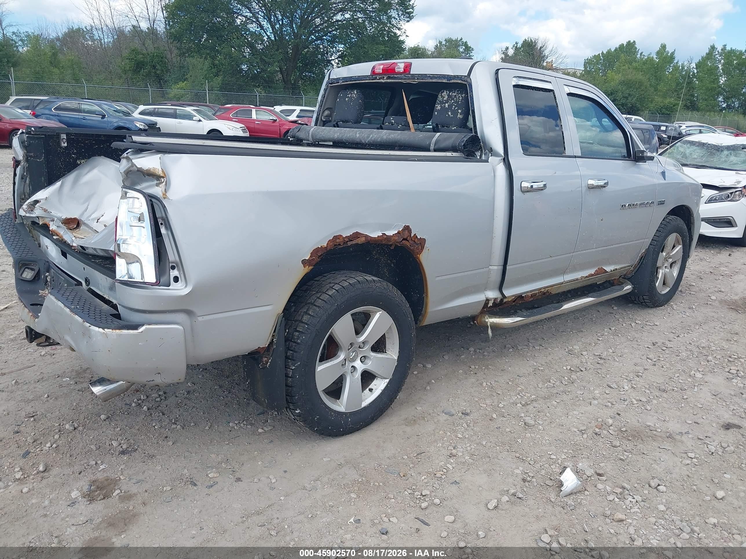2012 Ram 1500 Express Silver vin: 1C6RD7FT1CS167473