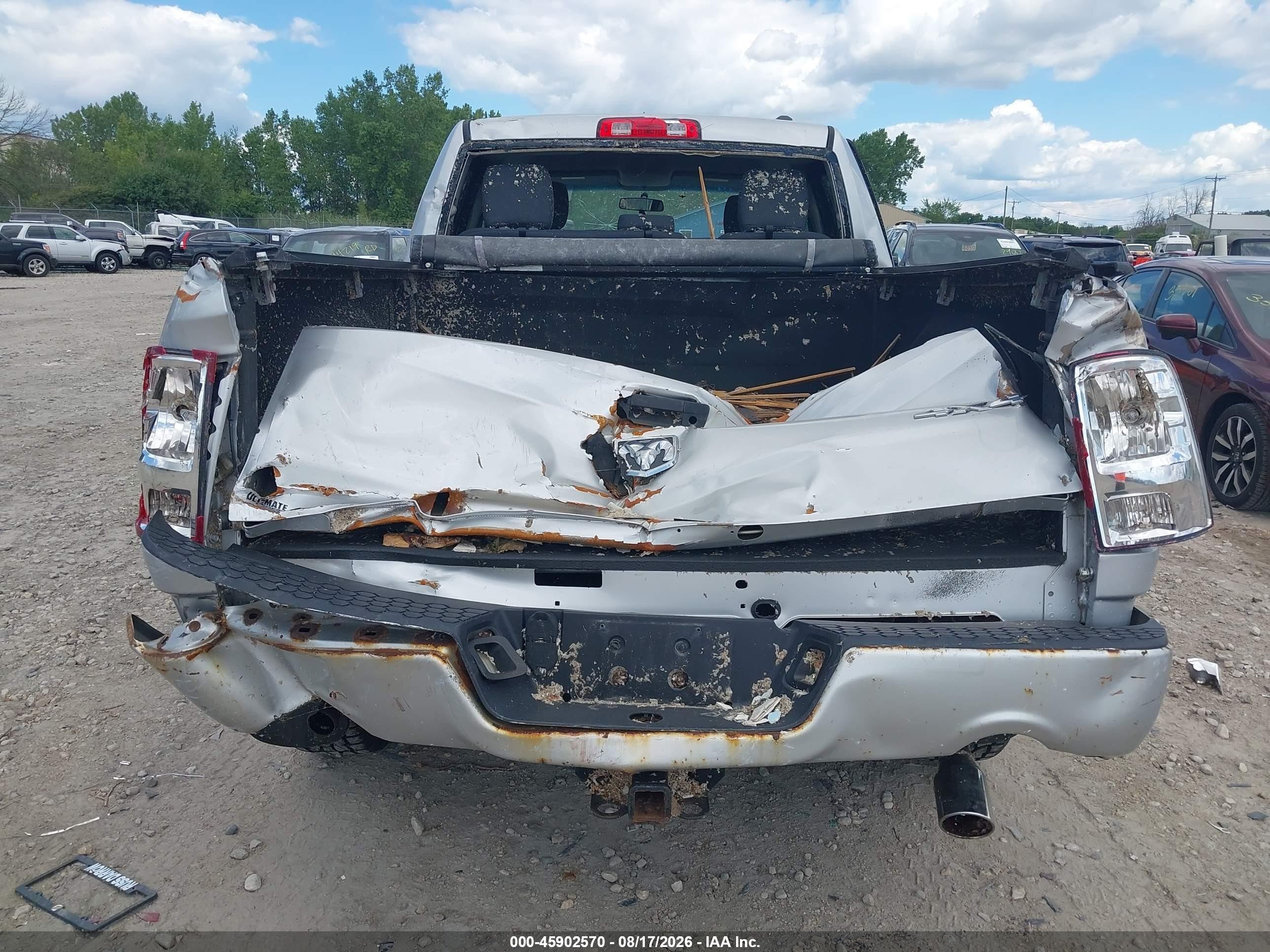 2012 Ram 1500 Express Silver vin: 1C6RD7FT1CS167473