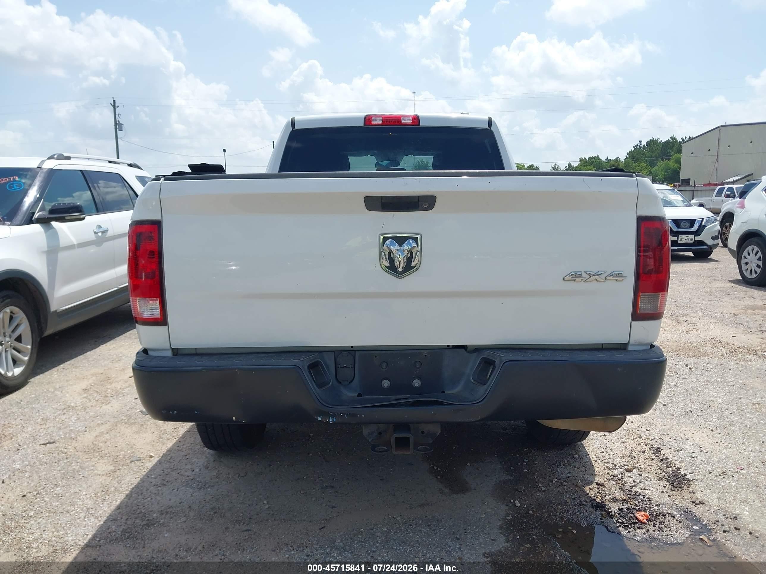 2012 Ram 1500 St White vin: 1C6RD7FT1CS249574