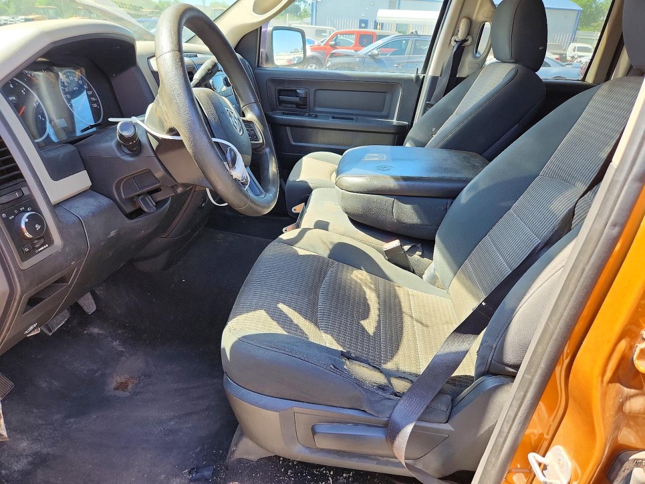 2012 Dodge Ram 1500 St Золотой vin: 1C6RD7FT1CS286494