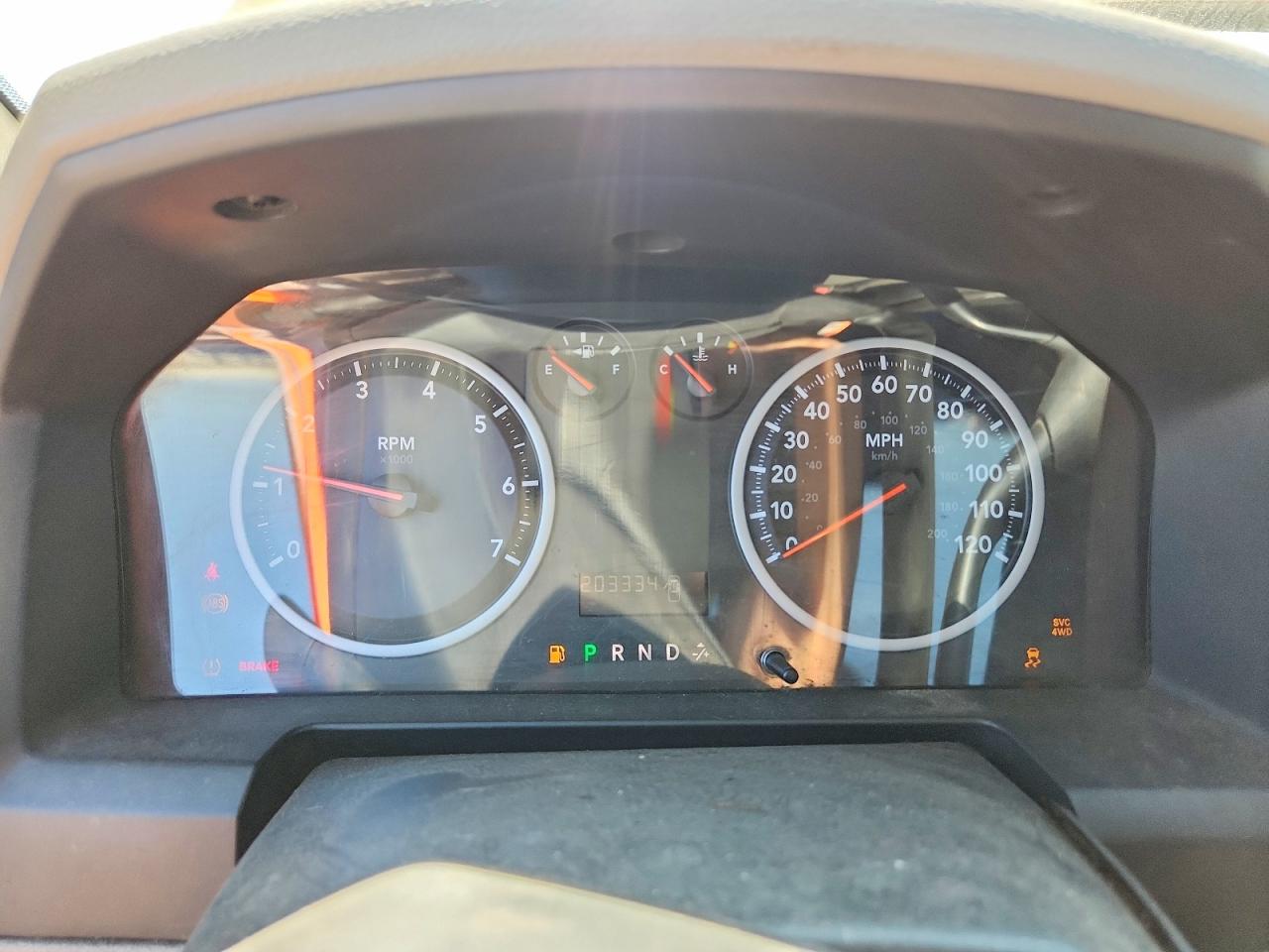 2012 Dodge Ram 1500 St Золотой vin: 1C6RD7FT1CS286494