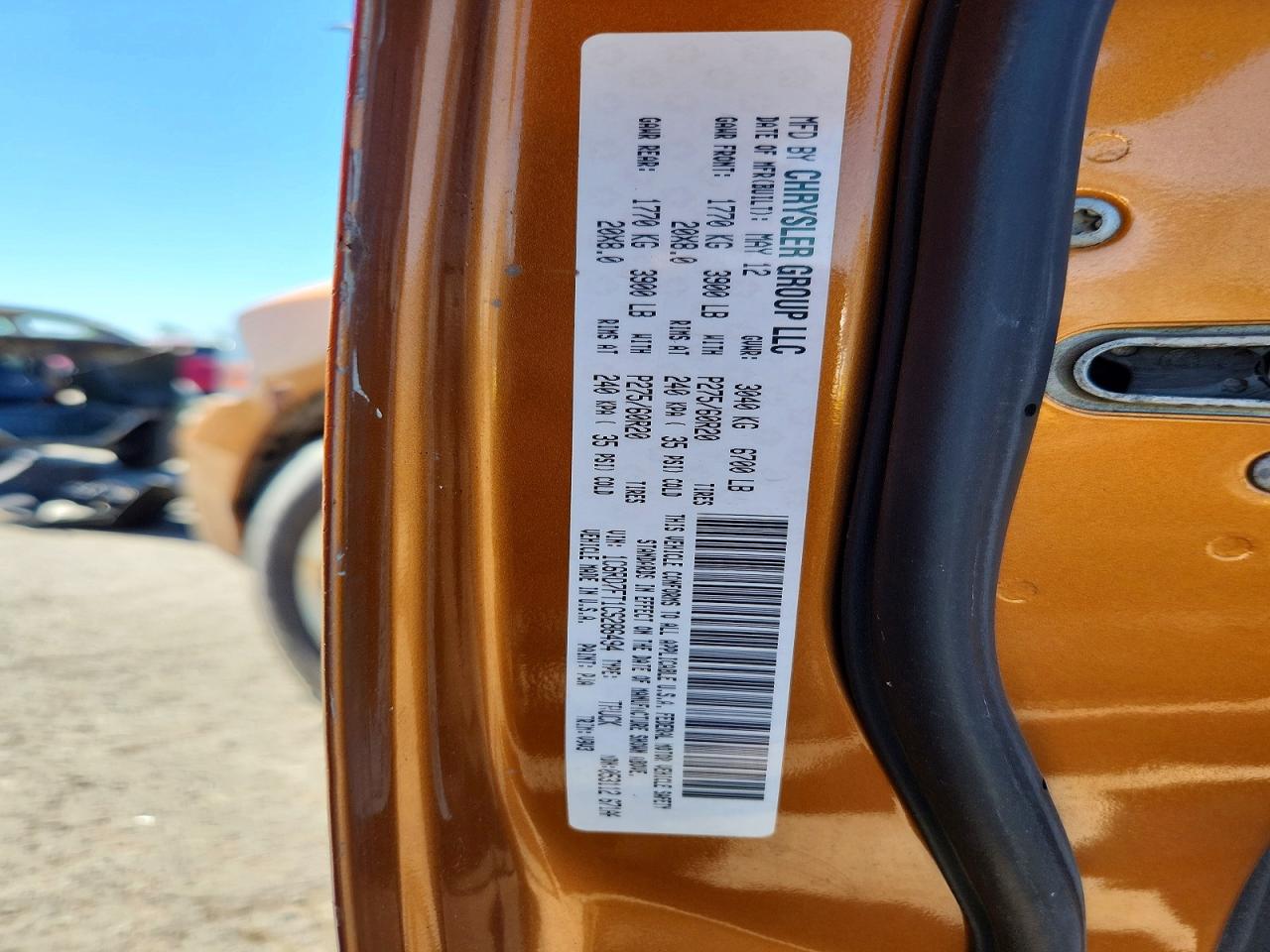 2012 Dodge Ram 1500 St Золотой vin: 1C6RD7FT1CS286494
