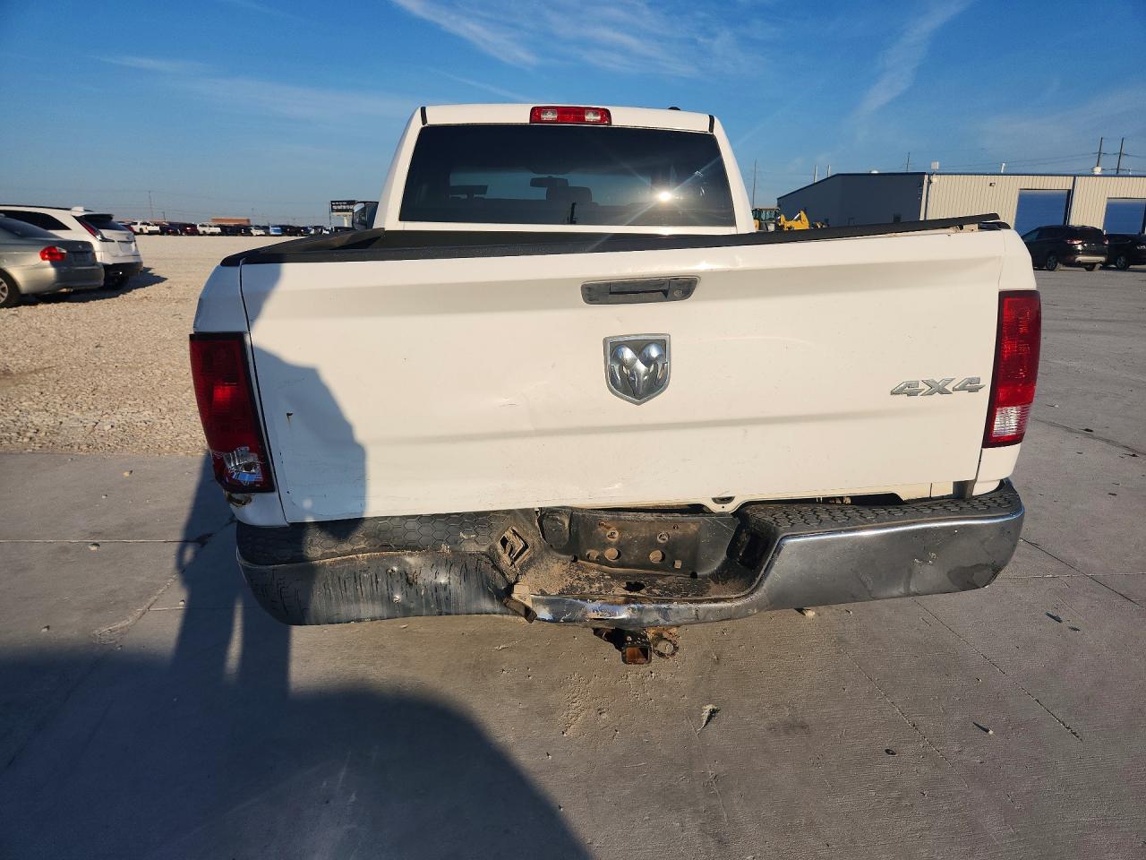 2012 Dodge Ram 1500 St Белый vin: 1C6RD7FT1CS339243