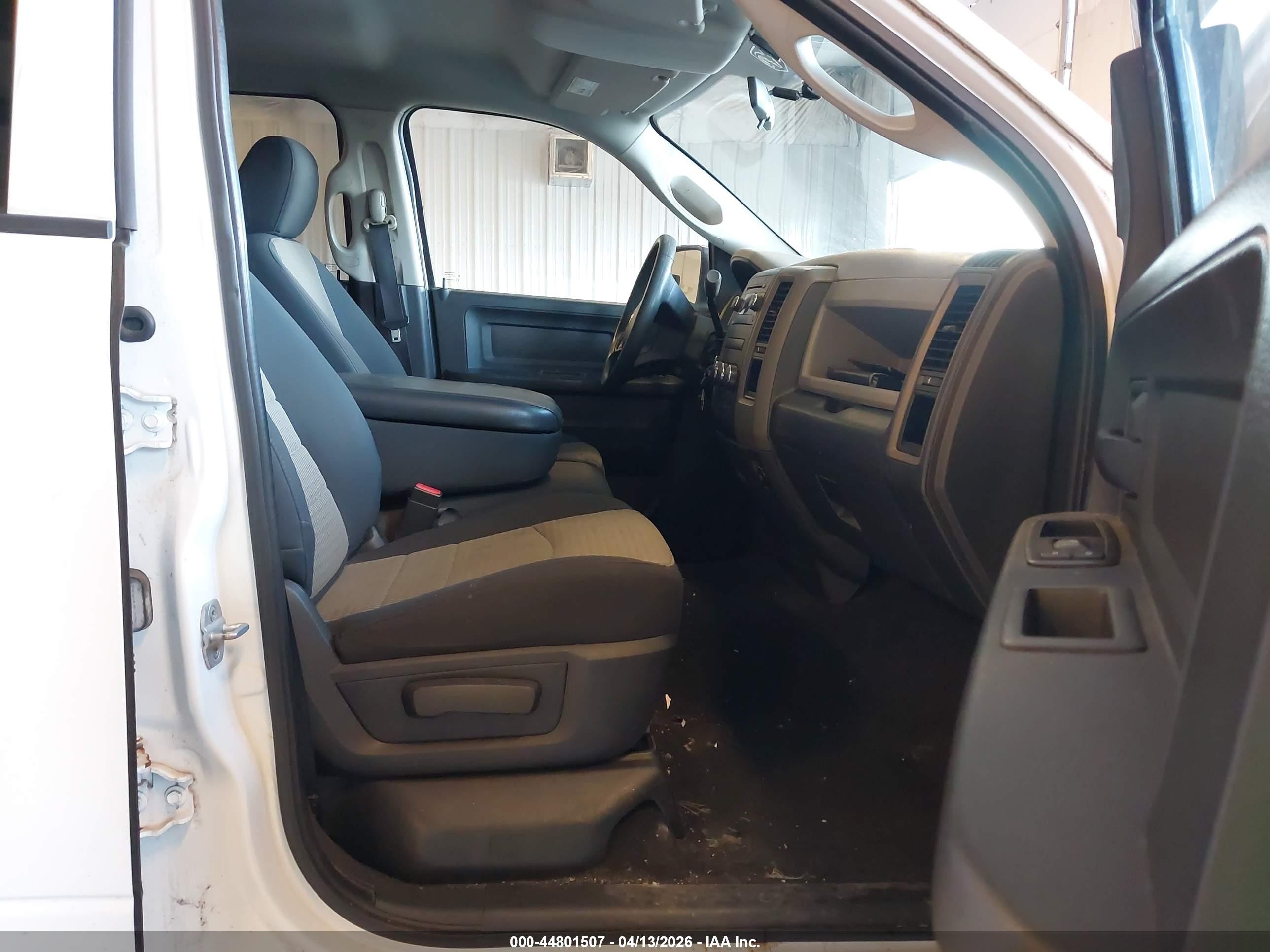 2012 Ram 1500 St Белый vin: 1C6RD7FT1CS344247