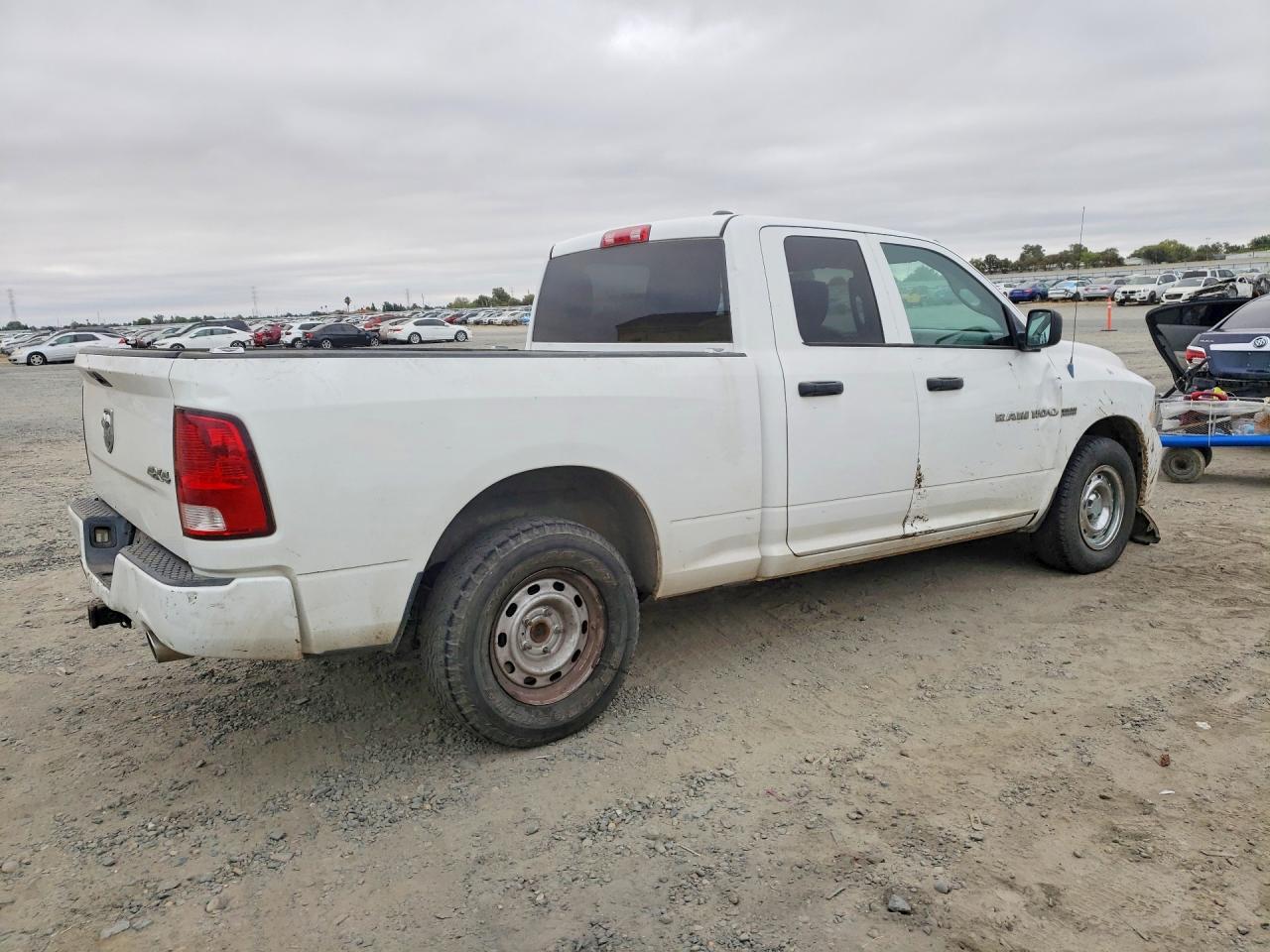 2012 Dodge Ram 1500 St Белый vin: 1C6RD7FT2CS261670