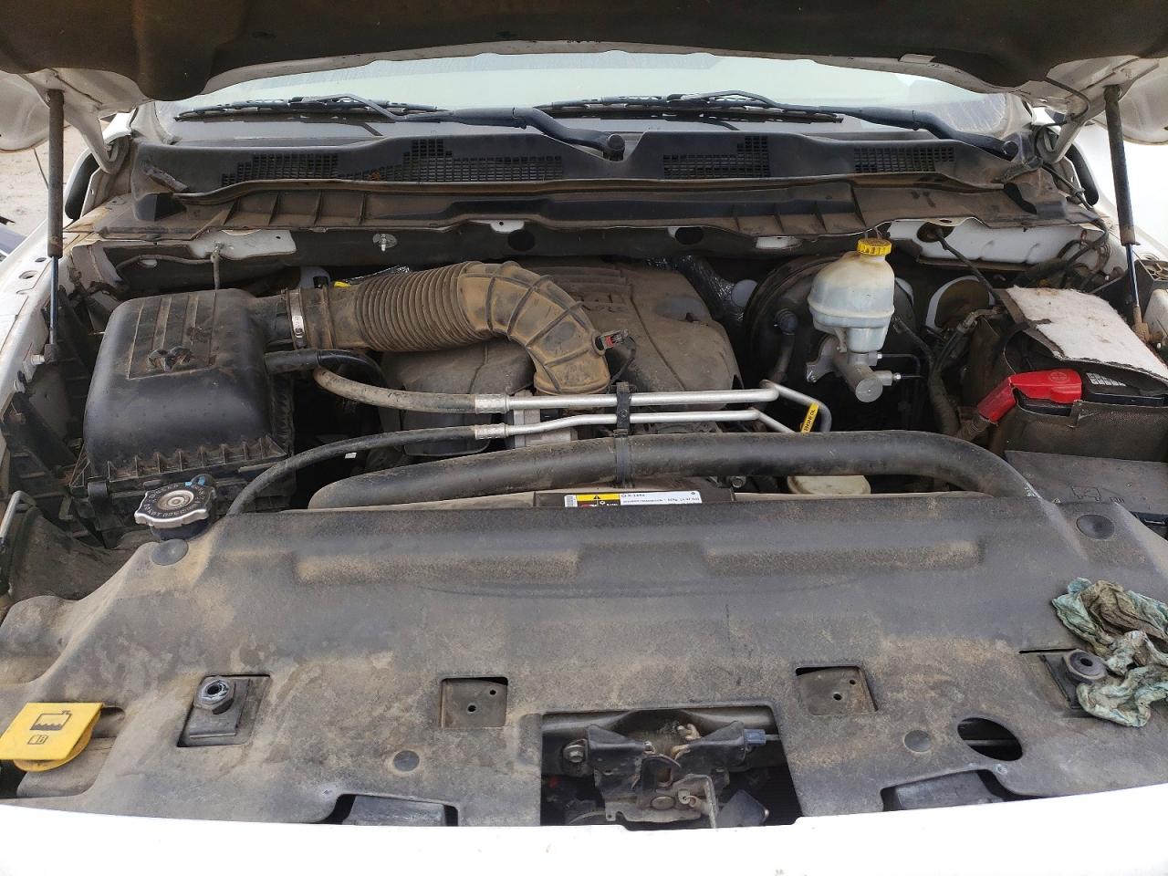 2012 Dodge Ram 1500 St Белый vin: 1C6RD7FT2CS261670