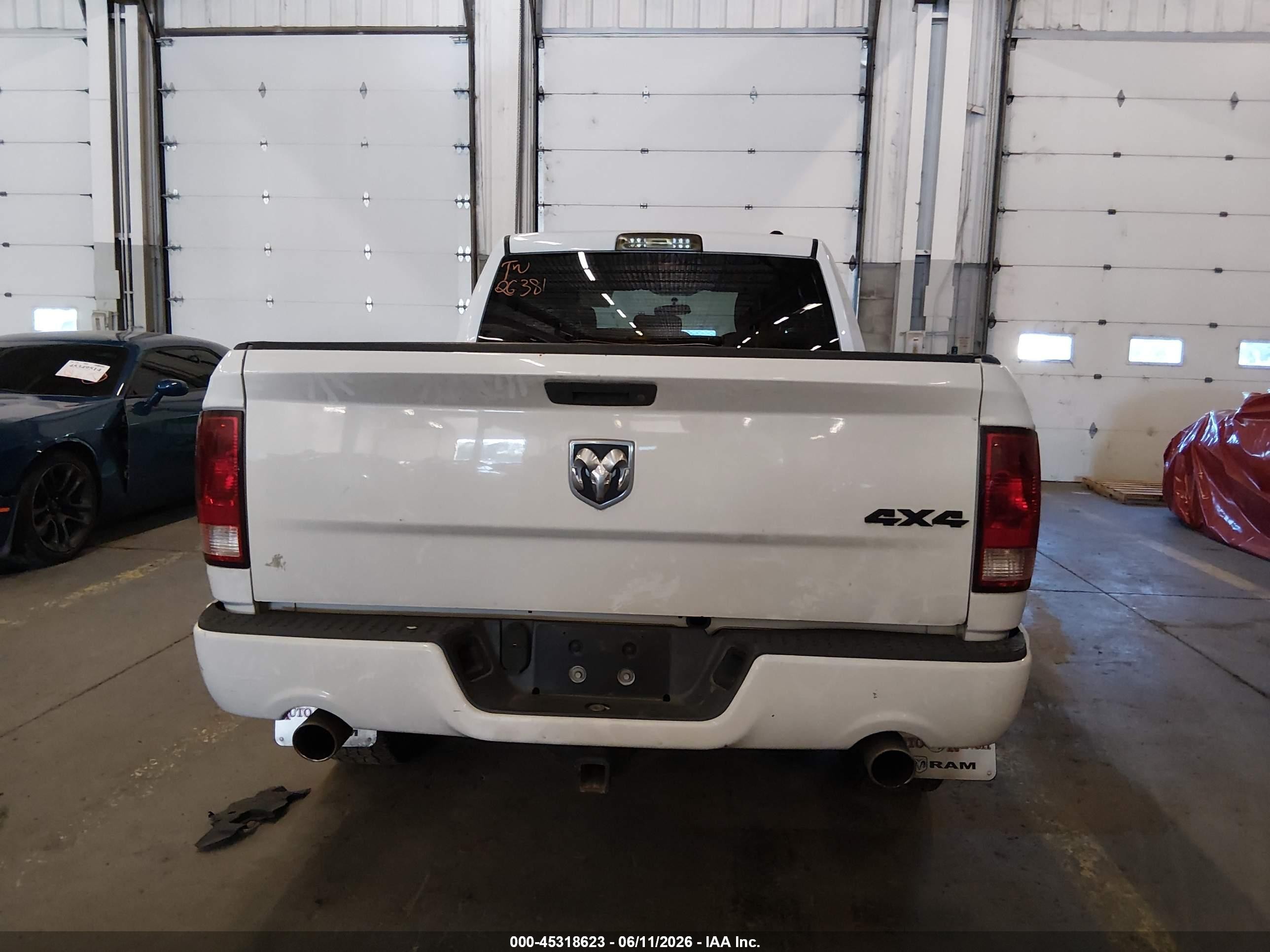 2012 Ram 1500 St Белый vin: 1C6RD7FT3CS260429