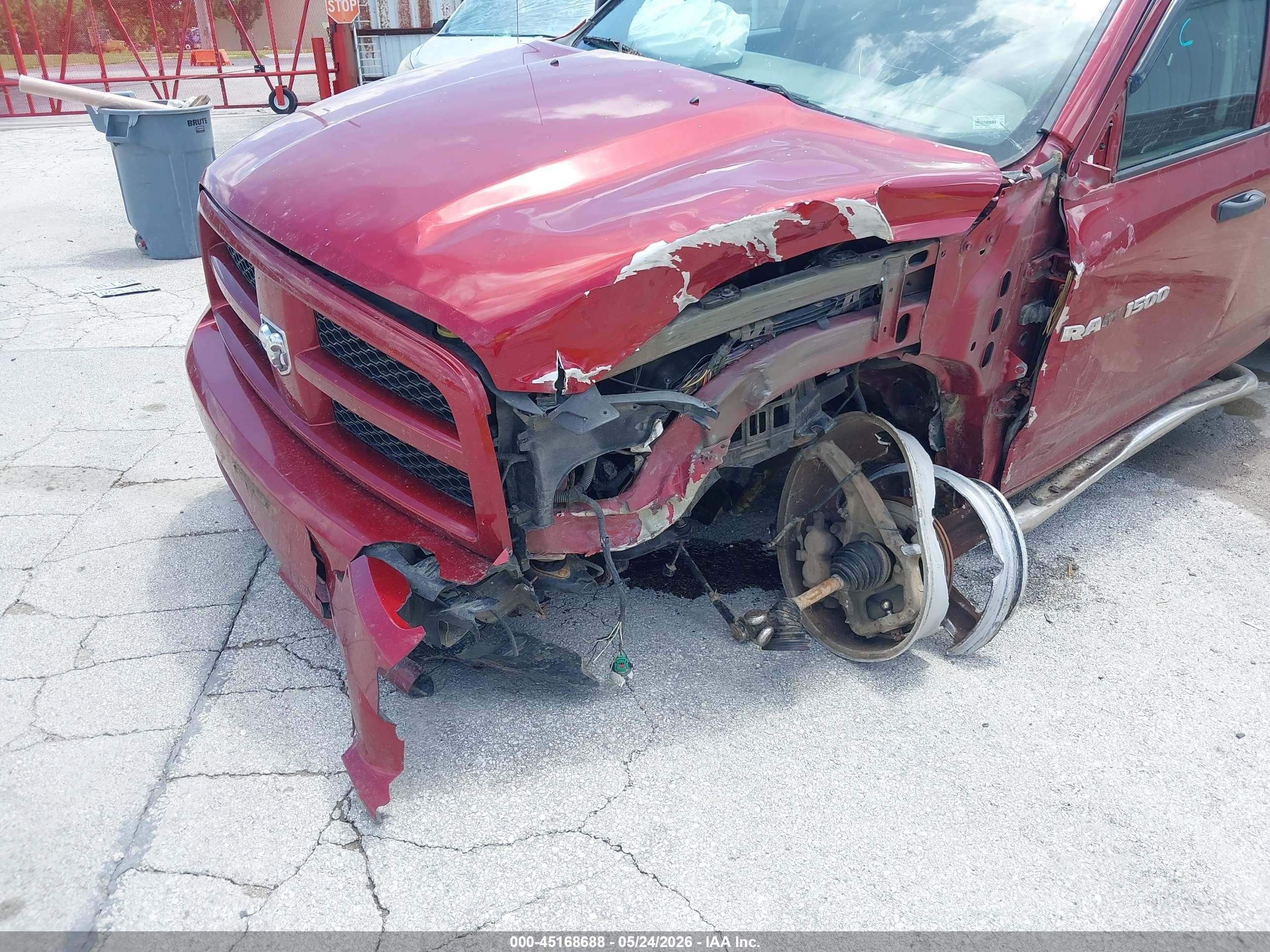 2012 Ram 1500 St Red vin: 1C6RD7FT4CS163675